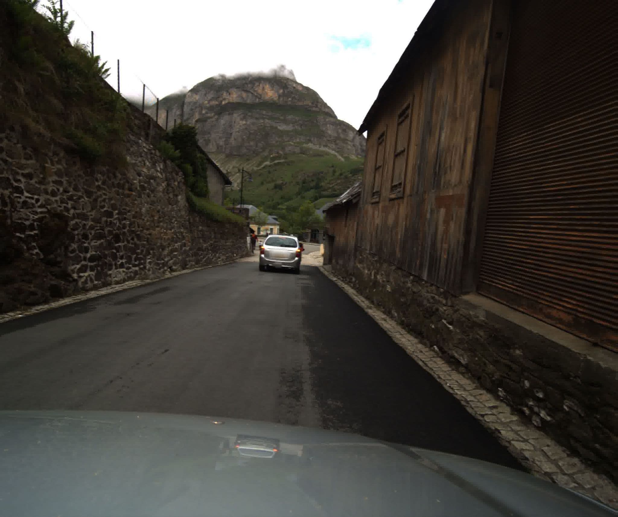 Street view near Auberge le Gypaëte, Luz-Saint-Sauveur — © sogefi (CC BY-SA · Mapillary)