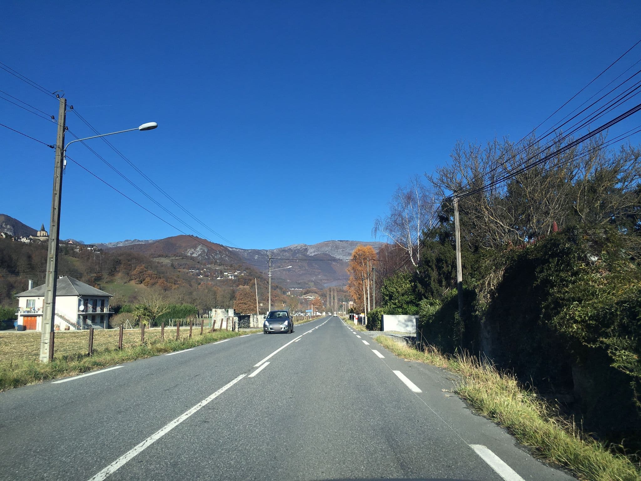 Street view near Chalet Vallées Caves, Pierrefitte-Nestalas — © cquest (CC BY-SA · Mapillary)