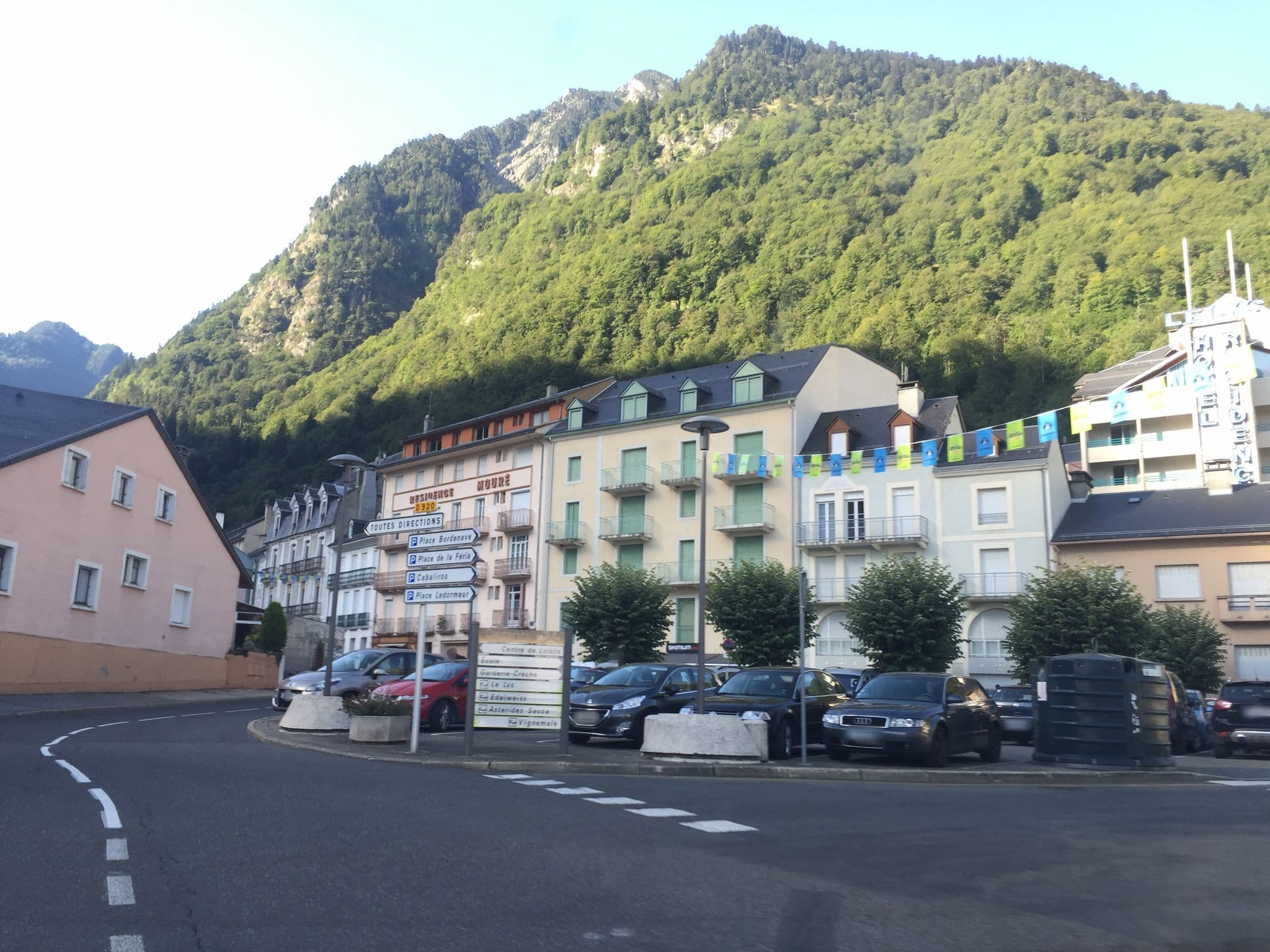 Street view near Centre de Loisirs, Cauterets — © pgiraud (CC BY-SA · Mapillary)