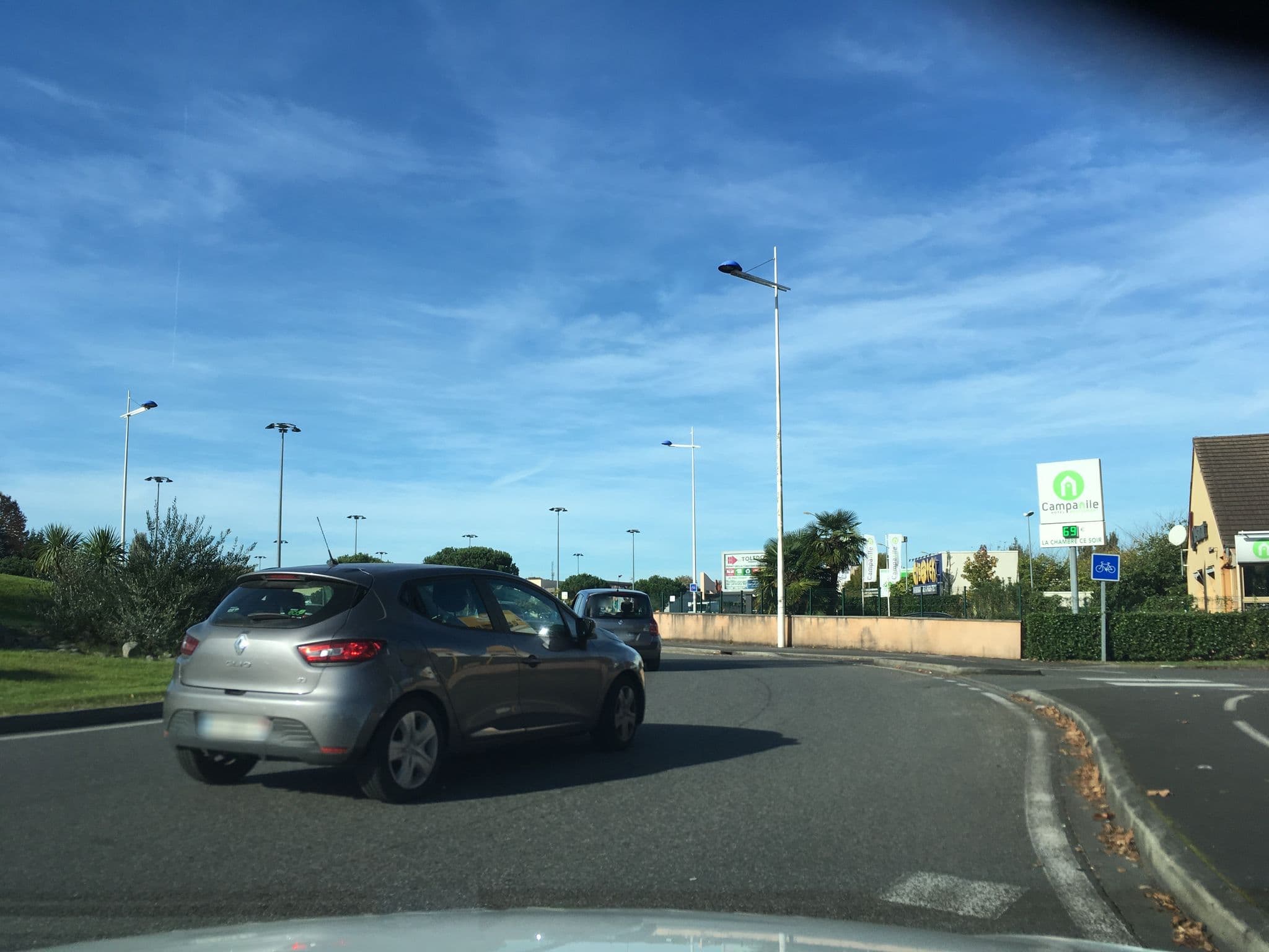 Street view near Campanile Pau, Idron — © mappy_sa (CC BY-SA · Mapillary)