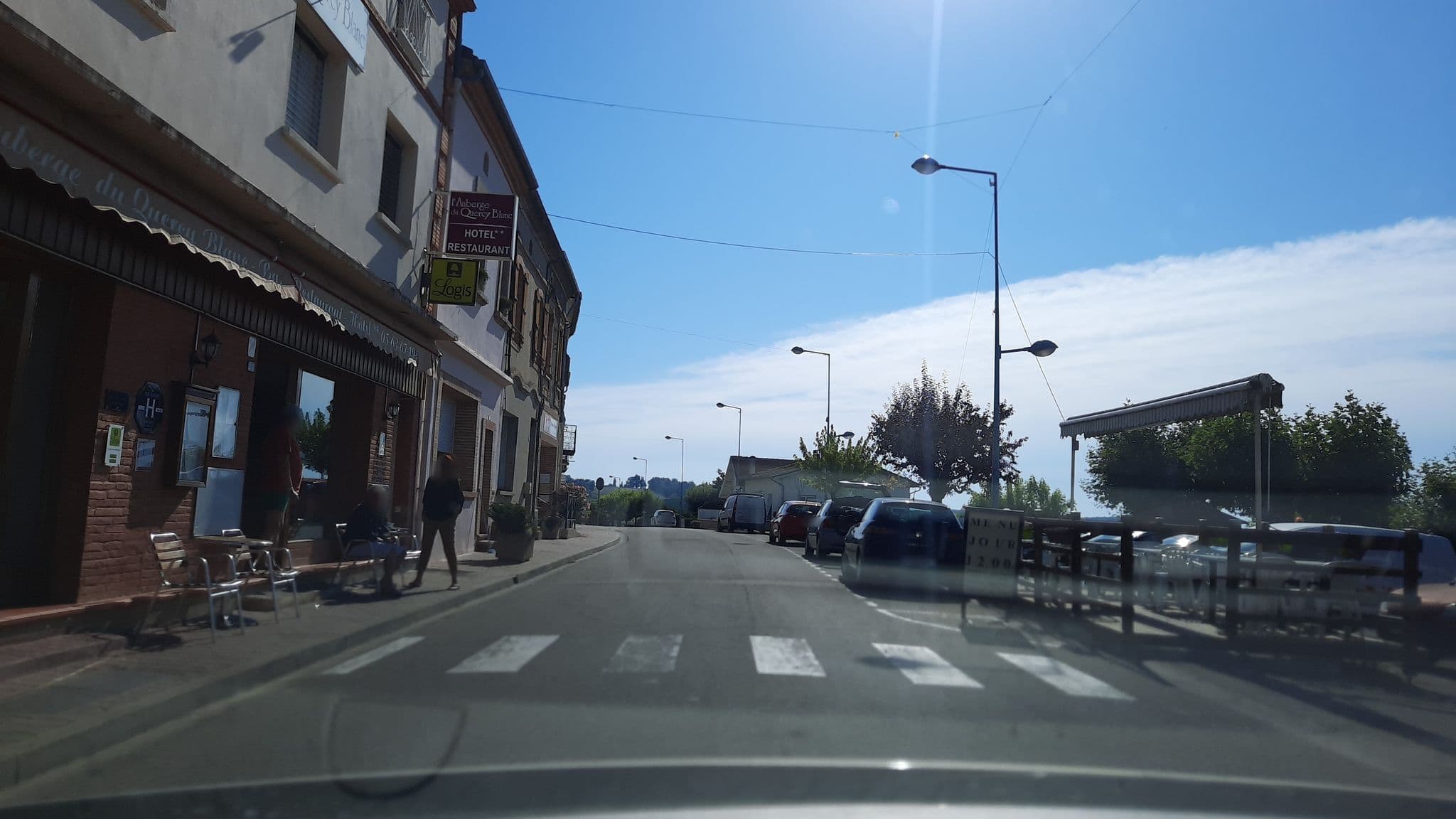 Street view near Auberge du Quercy Blanc, Molières — © campanu (CC BY-SA · Mapillary)