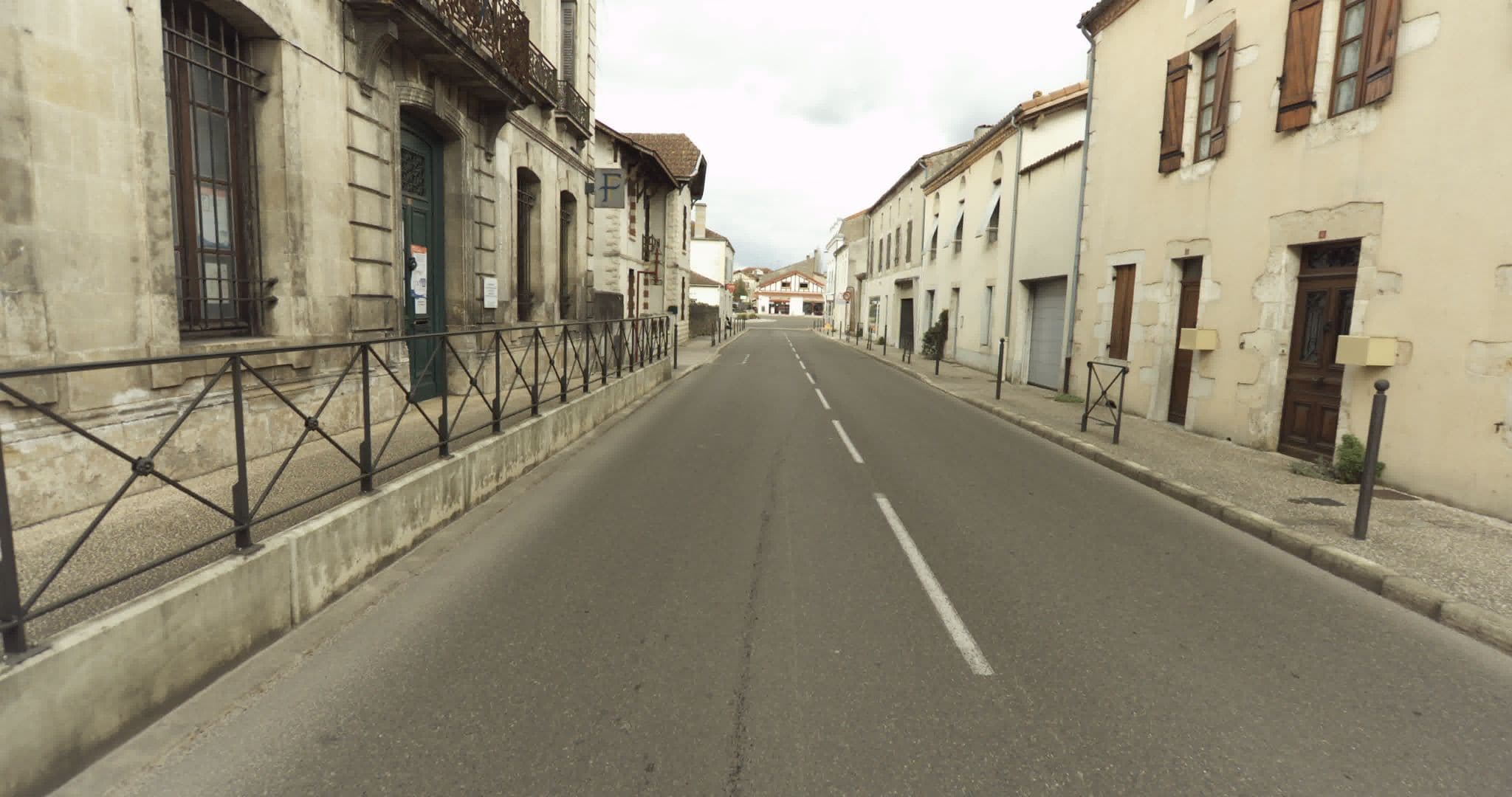 Street view near Le Saint Vincent, Roquefort — © sogefi (CC BY-SA · Mapillary)