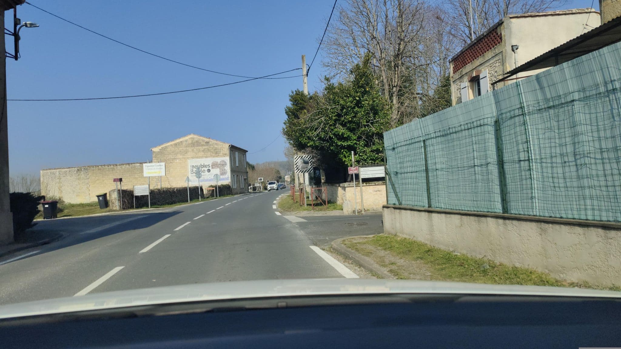 Street view near Chateau de Haux, Paillet — © tr4sk (CC BY-SA · Mapillary)