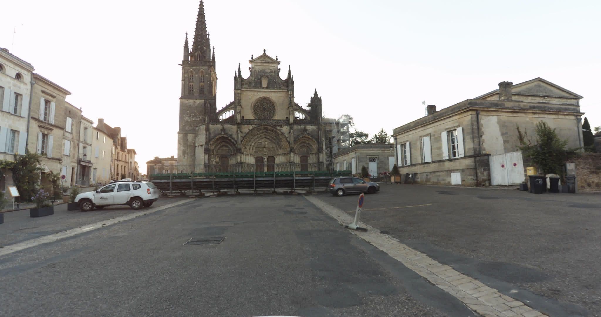 Street view near L'Orée des Arcades, Bazas — © sogefi (CC BY-SA · Mapillary)