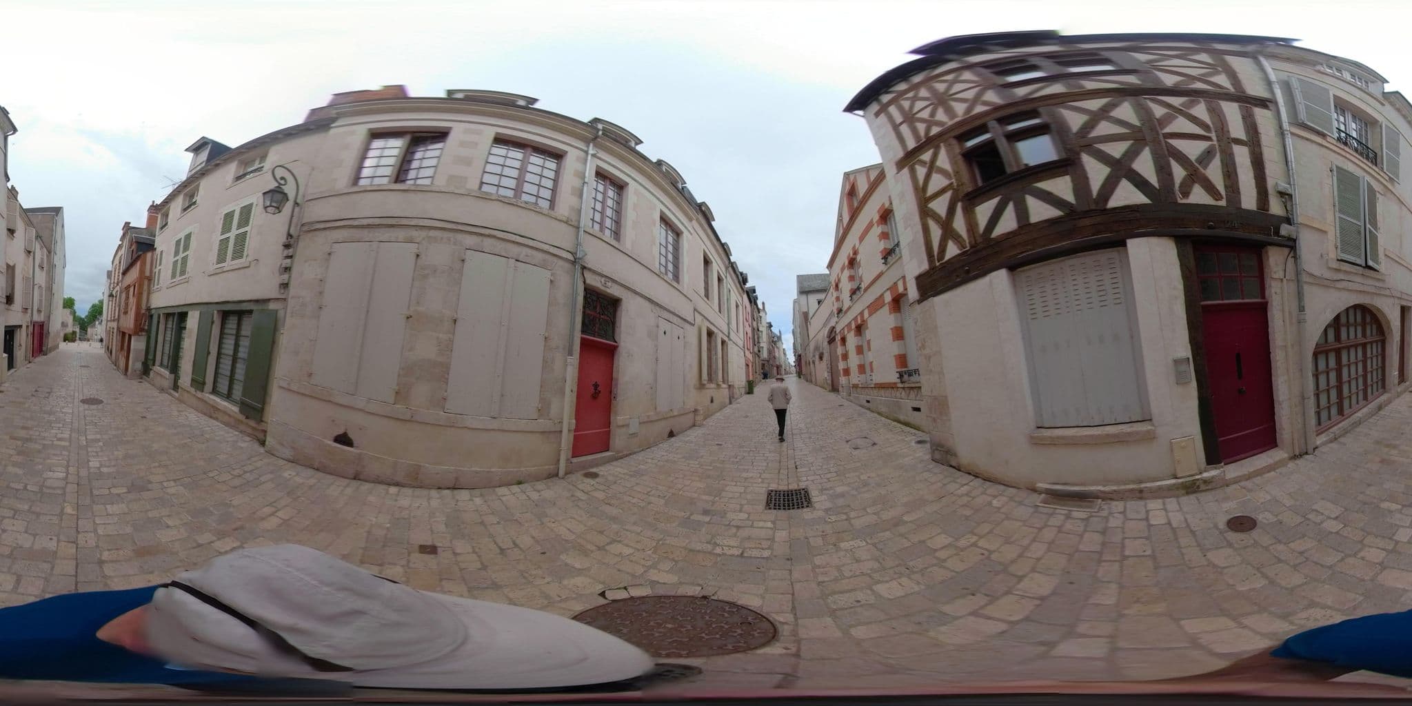 Street view near Le Verger, Orléans — © u4y0u (CC BY-SA · Mapillary)