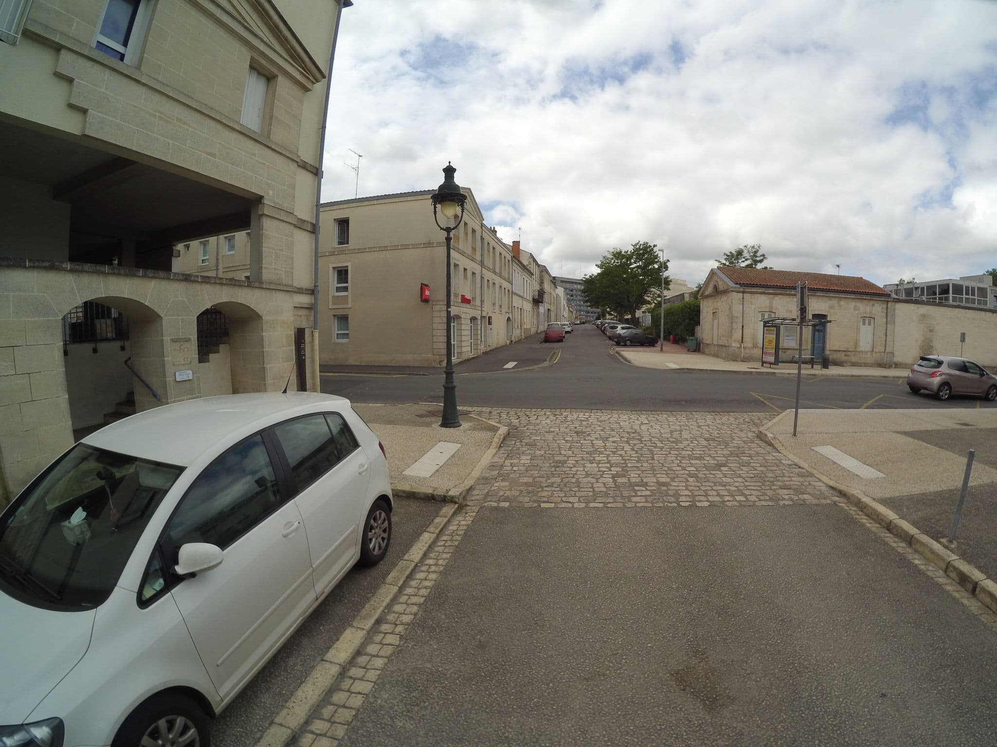 Street view near Ibis, Rochefort — © stephanep (CC BY-SA · Mapillary)