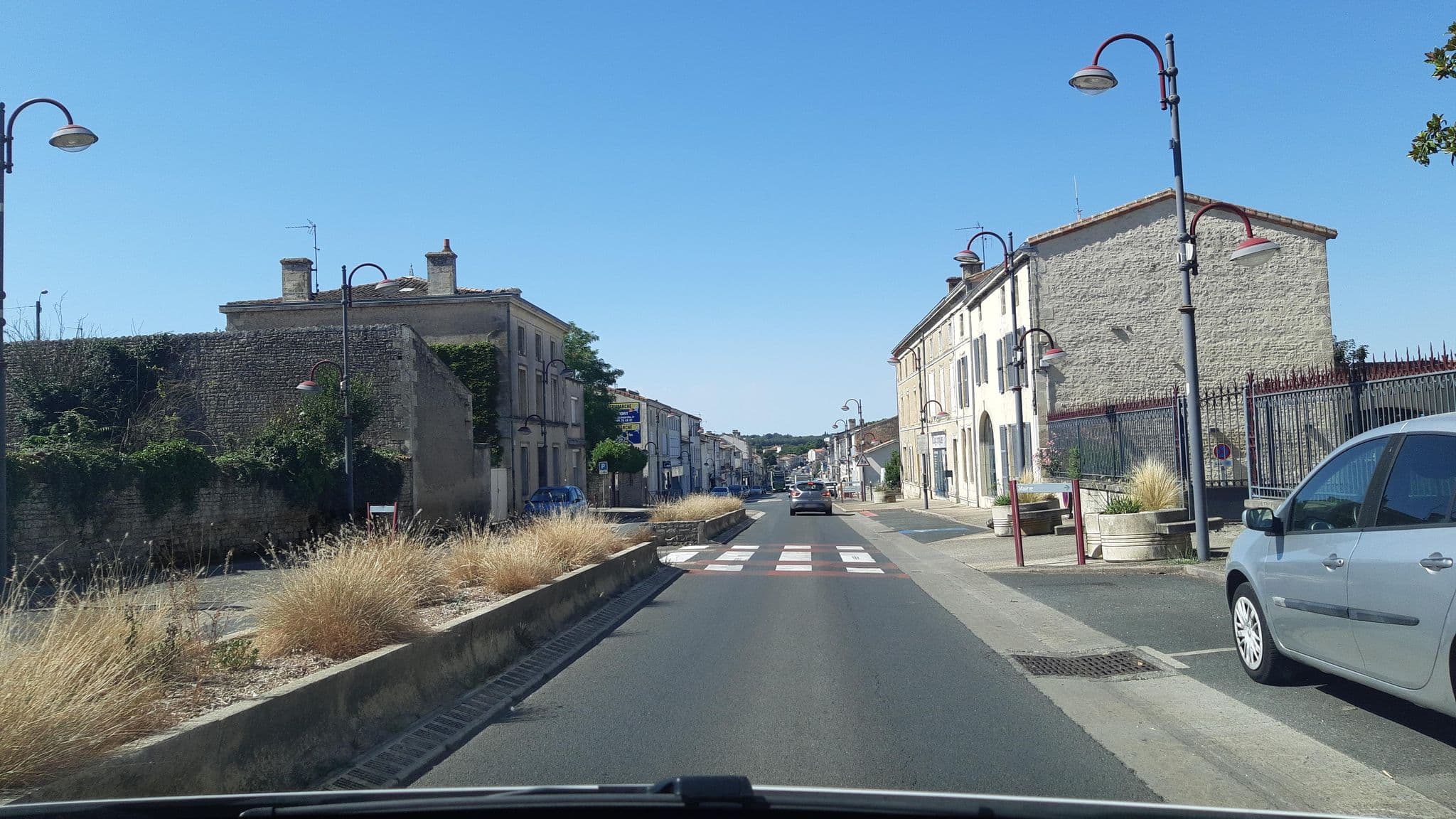 Street view near Hôtel Etap Hôtel Niort Establissements la Crèche, La Crèche — © PulsarWaves (CC BY-SA · Mapillary)