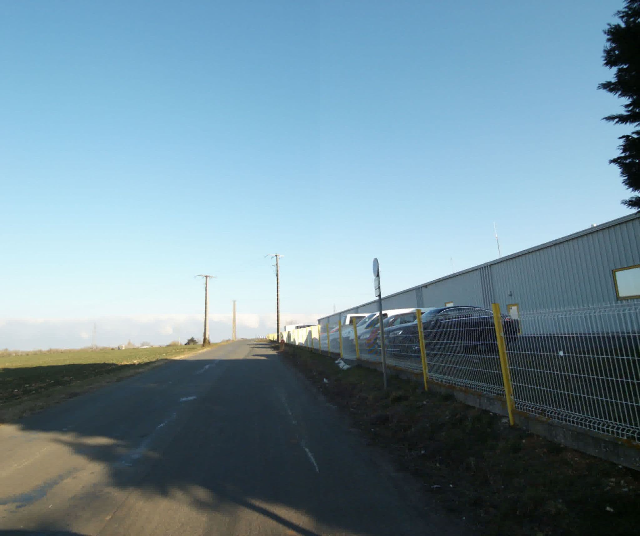 Street view near Ebac Literie, Niort — © sogefi (CC BY-SA · Mapillary)