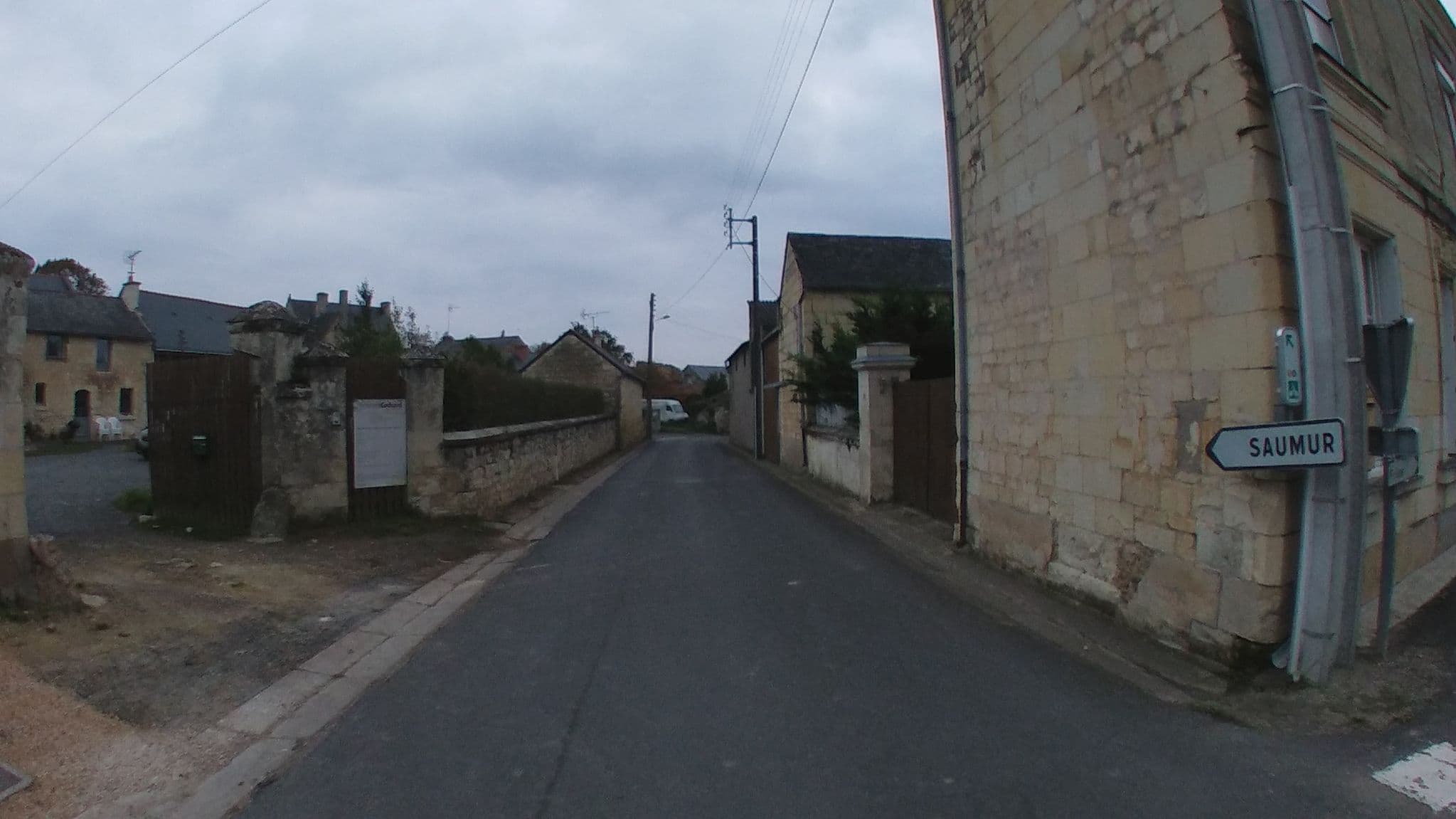Street view near En Rou Libre, Distré — © c_mobilite (CC BY-SA · Mapillary)