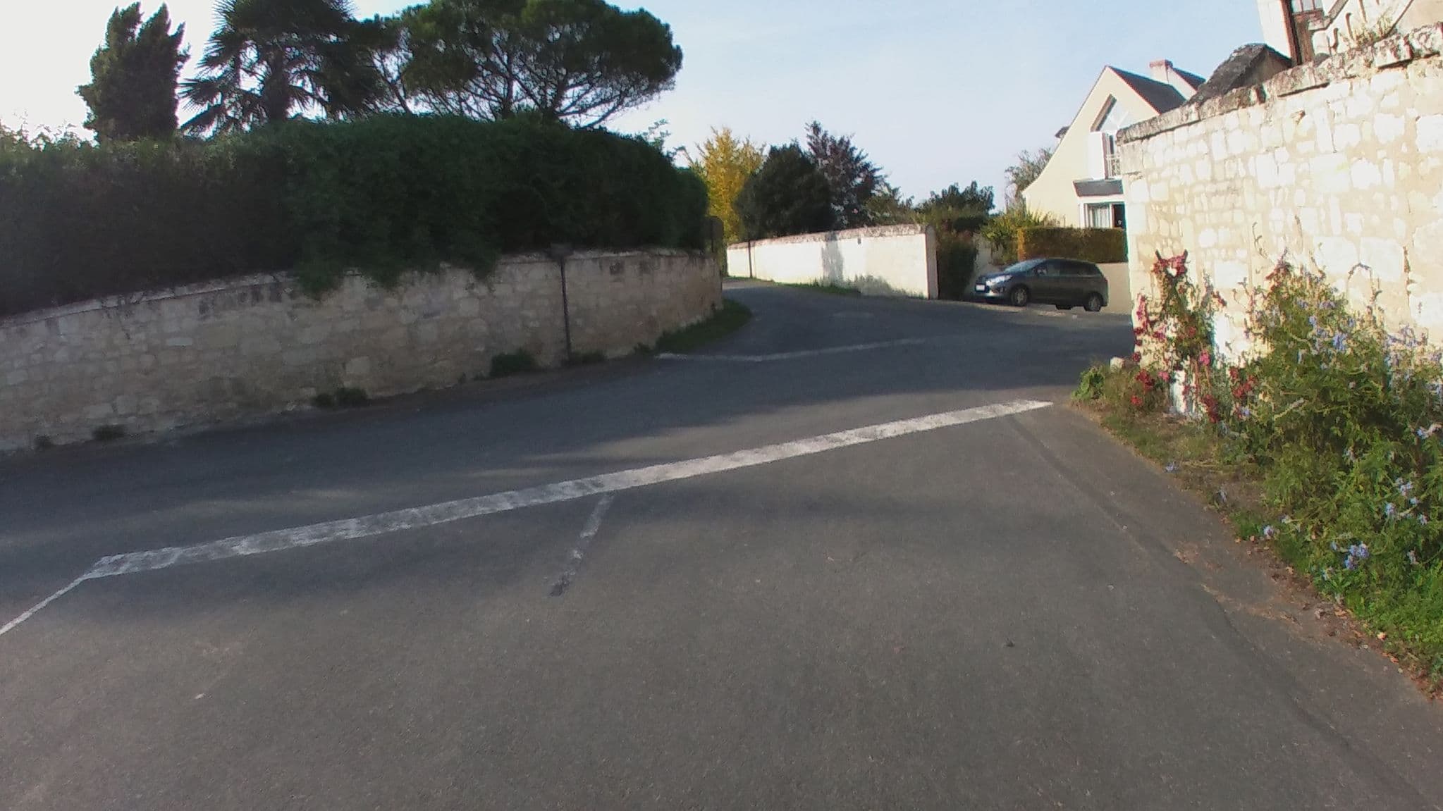 Street view near Domaine De Beaulieu, Distré — © c_mobilite (CC BY-SA · Mapillary)
