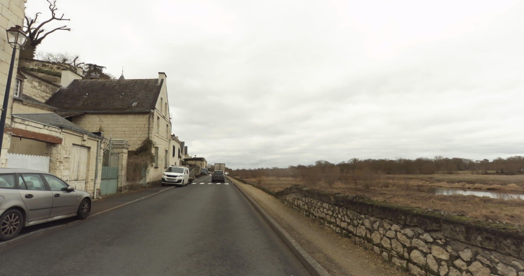 Street view near La Sterne de Loire Maison d'hôtes, Villebernier — © sogefi (CC BY-SA · Mapillary)