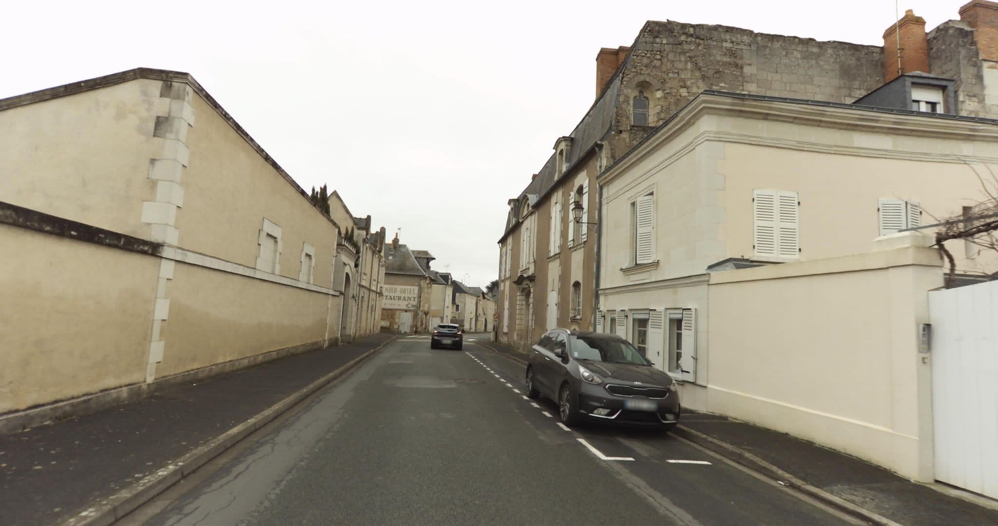 Street view near Demeure des Petits Augustins, Montreuil-Bellay — © sogefi (CC BY-SA · Mapillary)