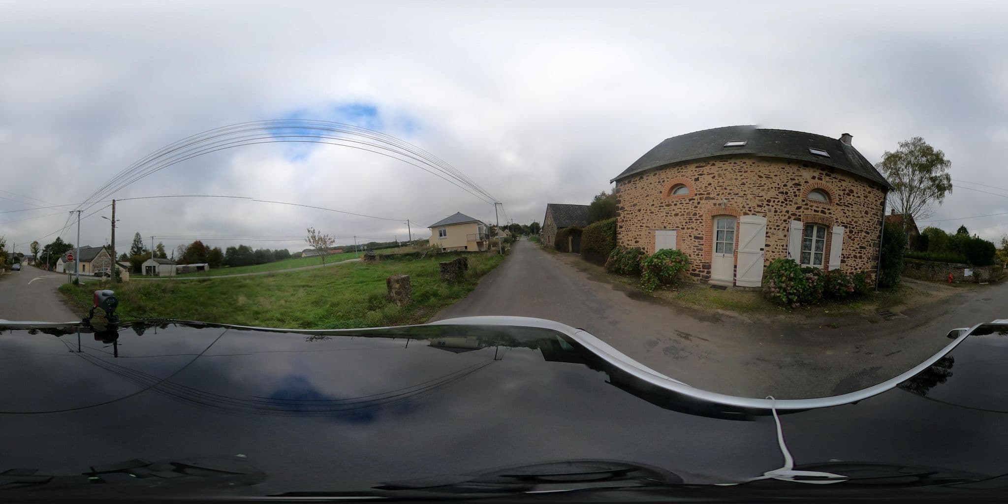 Street view near Closerie du Plat d'Etain, Vaiges — © sogefi (CC BY-SA · Mapillary)