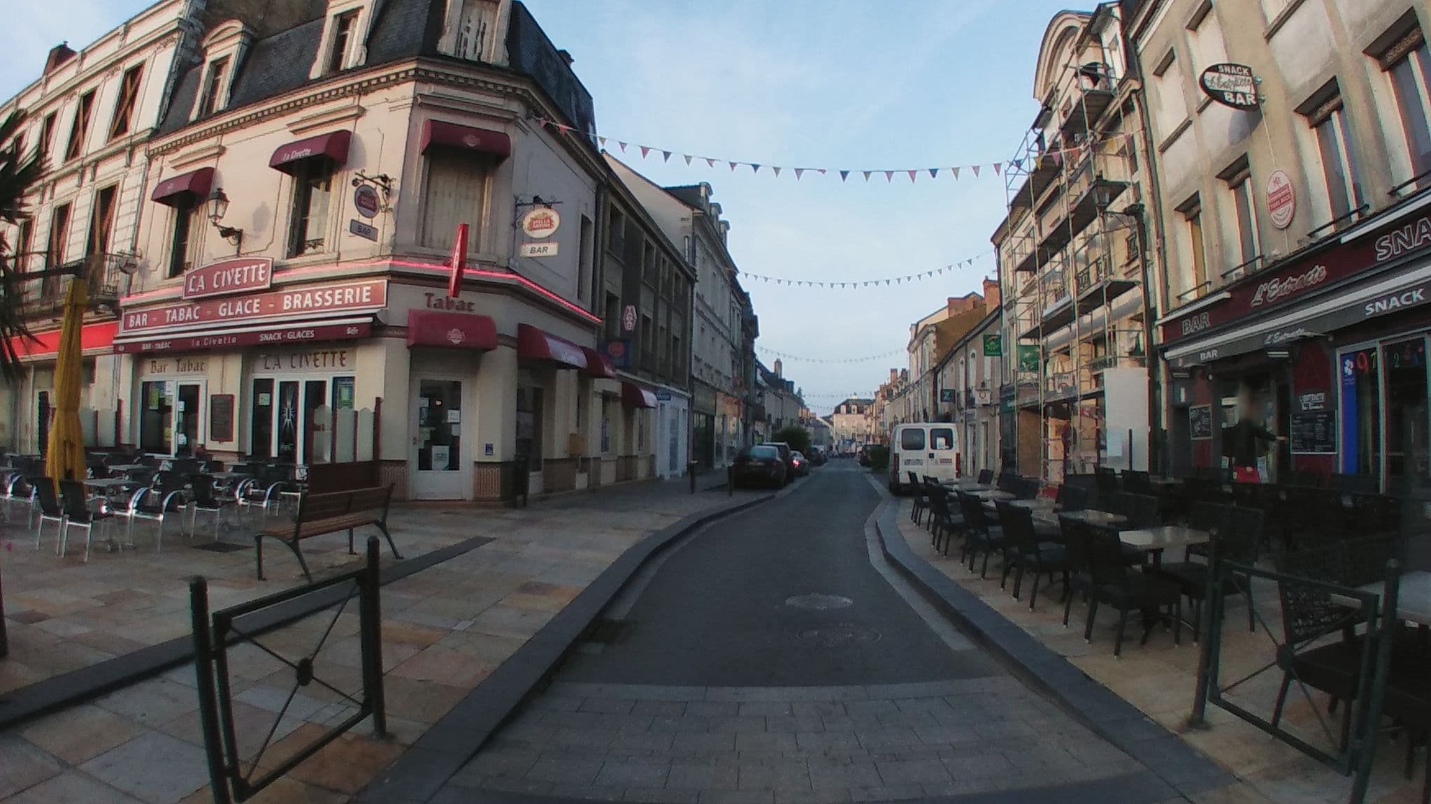 Street view near Selectour - Daumin Voyages, La Flèche — © c_mobilite (CC BY-SA · Mapillary)