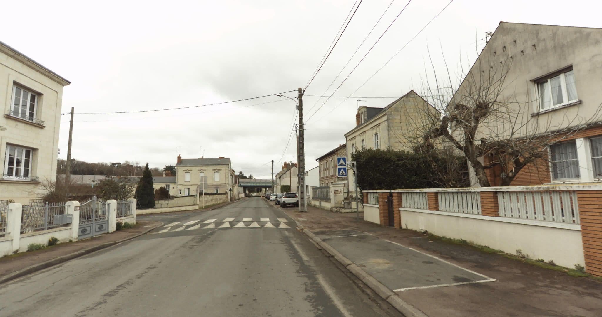 Street view near Bleu Agapanthe, Saumur — © sogefi (CC BY-SA · Mapillary)