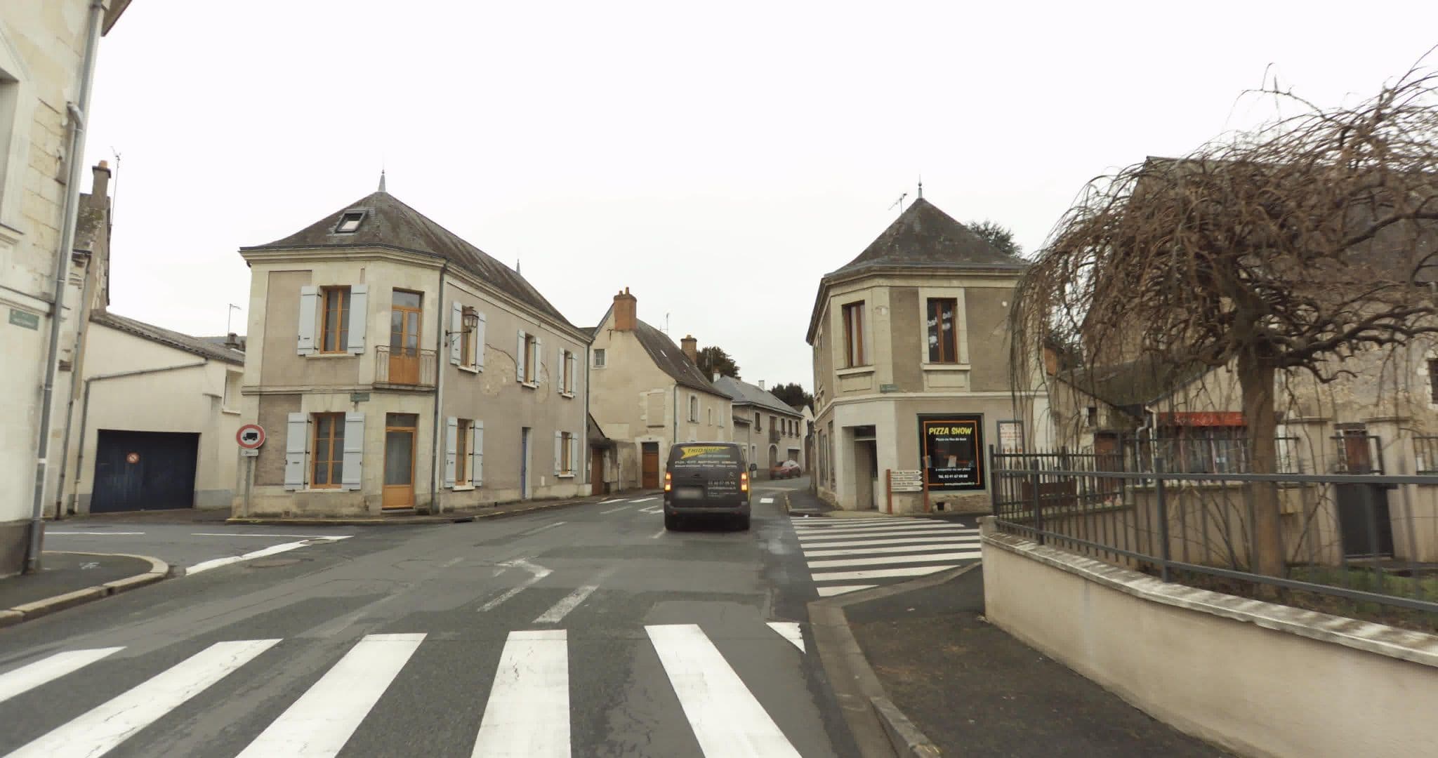 Street view near Le Gîte du Potier, Montreuil-Bellay — © sogefi (CC BY-SA · Mapillary)