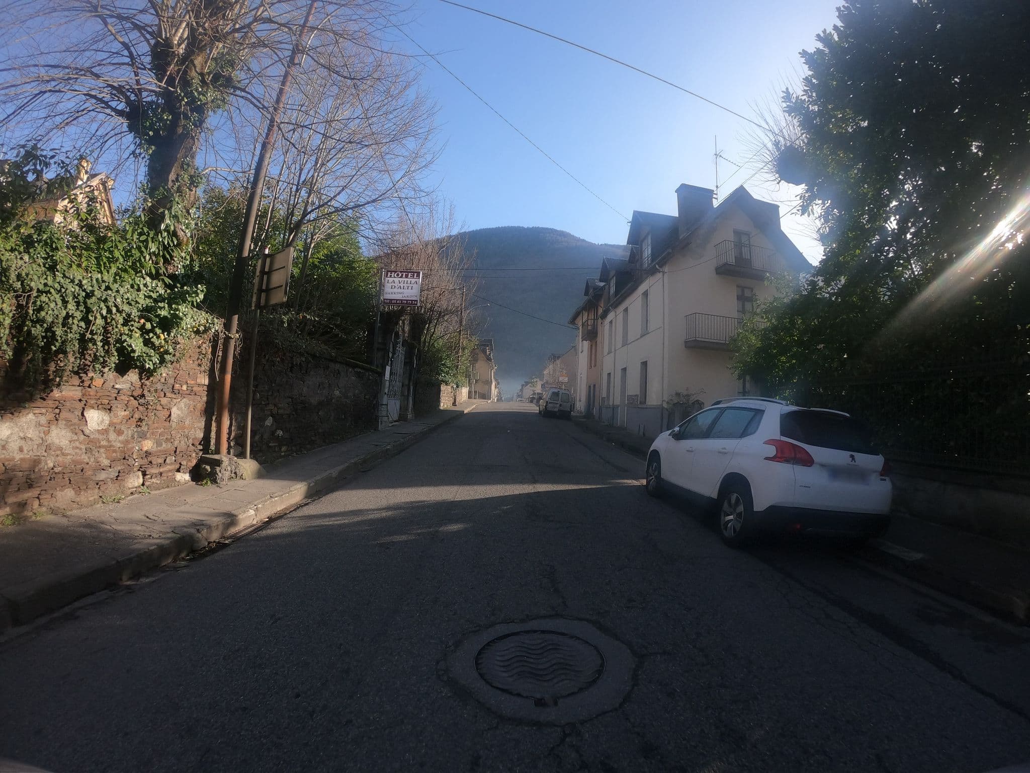 Street view near la villa un maillot pour la vie, Bagnères-de-Luchon — © joostjakob (CC BY-SA · Mapillary)