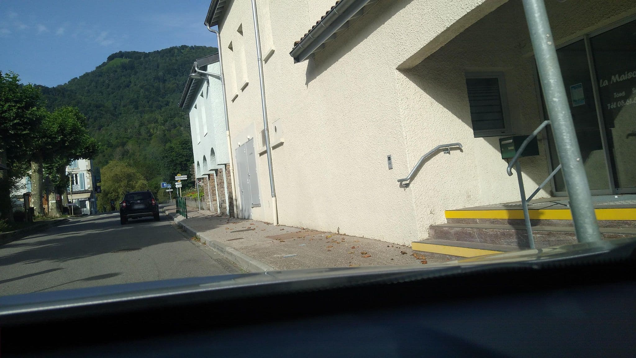 Street view near Hôtel les Rives du Haut Salat, Saint-Girons — © rhum (CC BY-SA · Mapillary)
