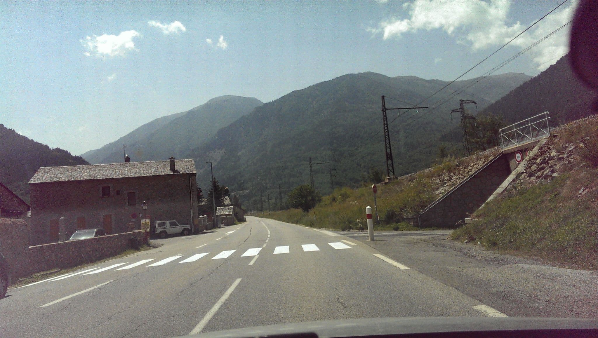 Street view near Auberge du Campcardos, la Guingueta d'Ix — © roraima (CC BY-SA · Mapillary)