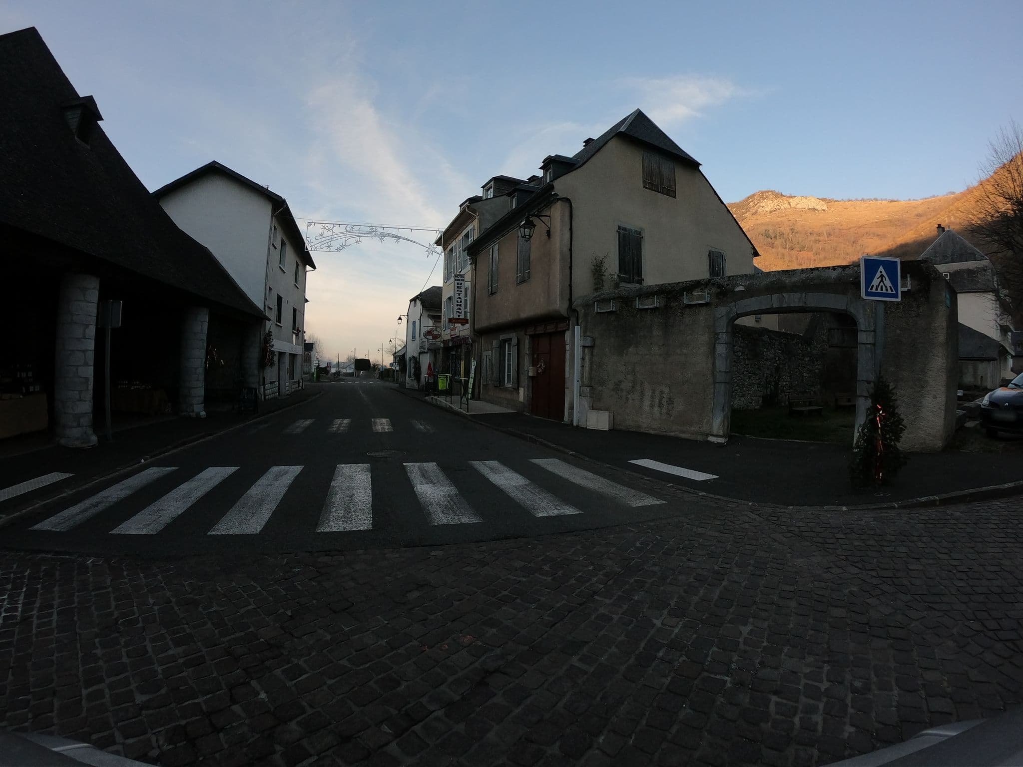 Street view near Hôtel Le Beauséjour, Campan — © joostjakob (CC BY-SA · Mapillary)