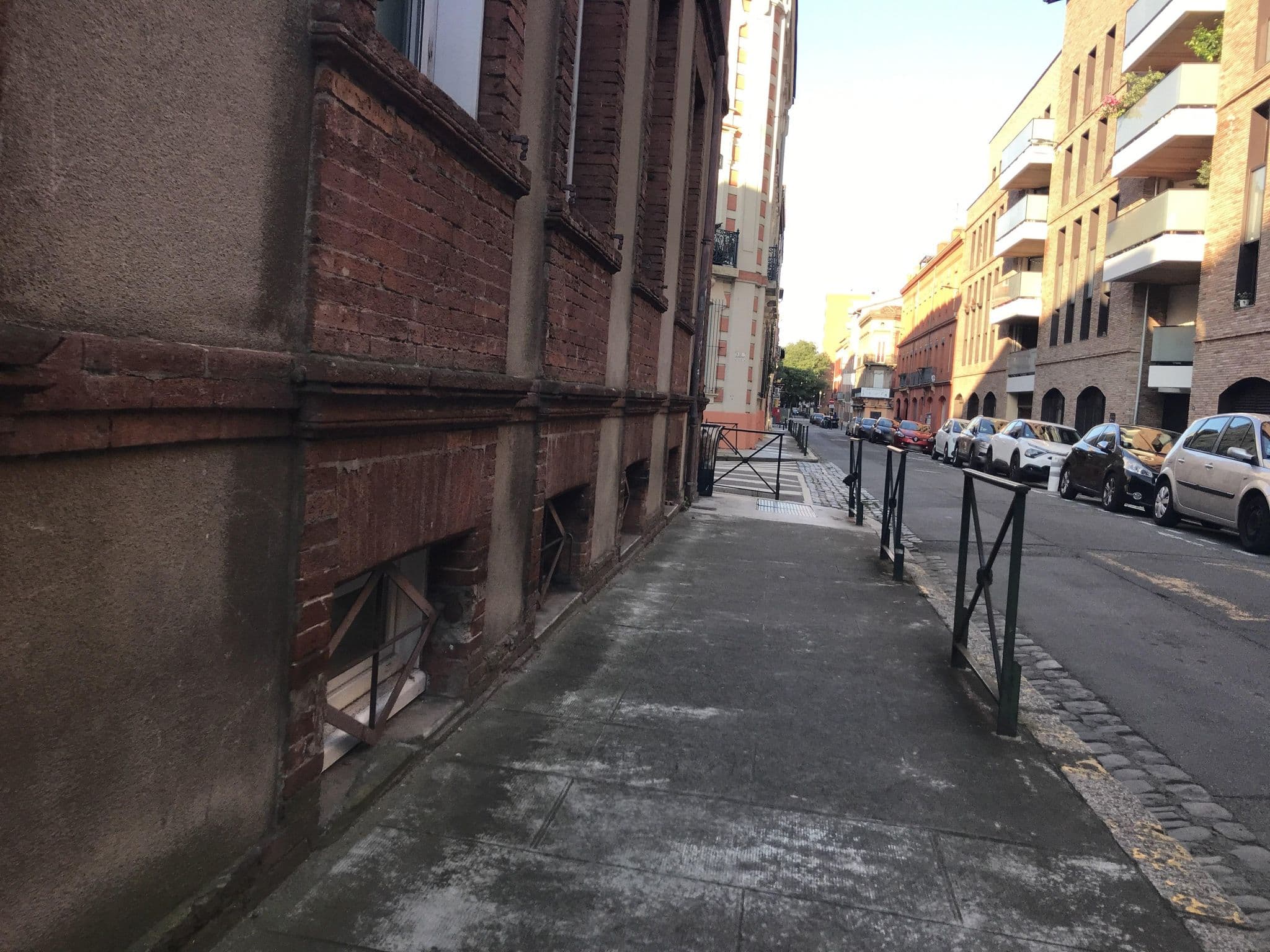 Street view near Privilege Saint Exupery, Toulouse — © miguel_andrade (CC BY-SA · Mapillary)