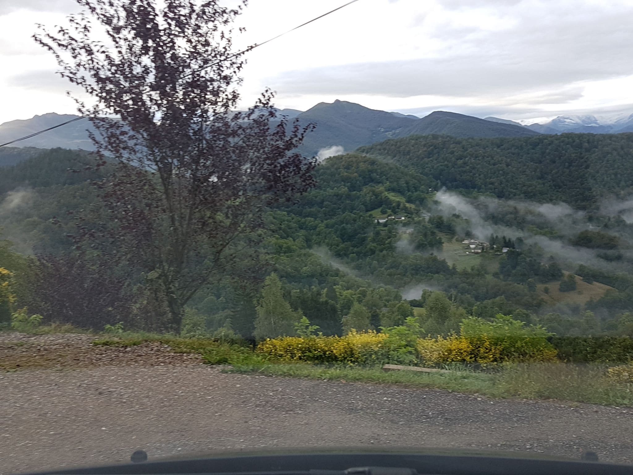 Street view near chambres et table d'hôtes du Péré, Foix — © axelf8409 (CC BY-SA · Mapillary)