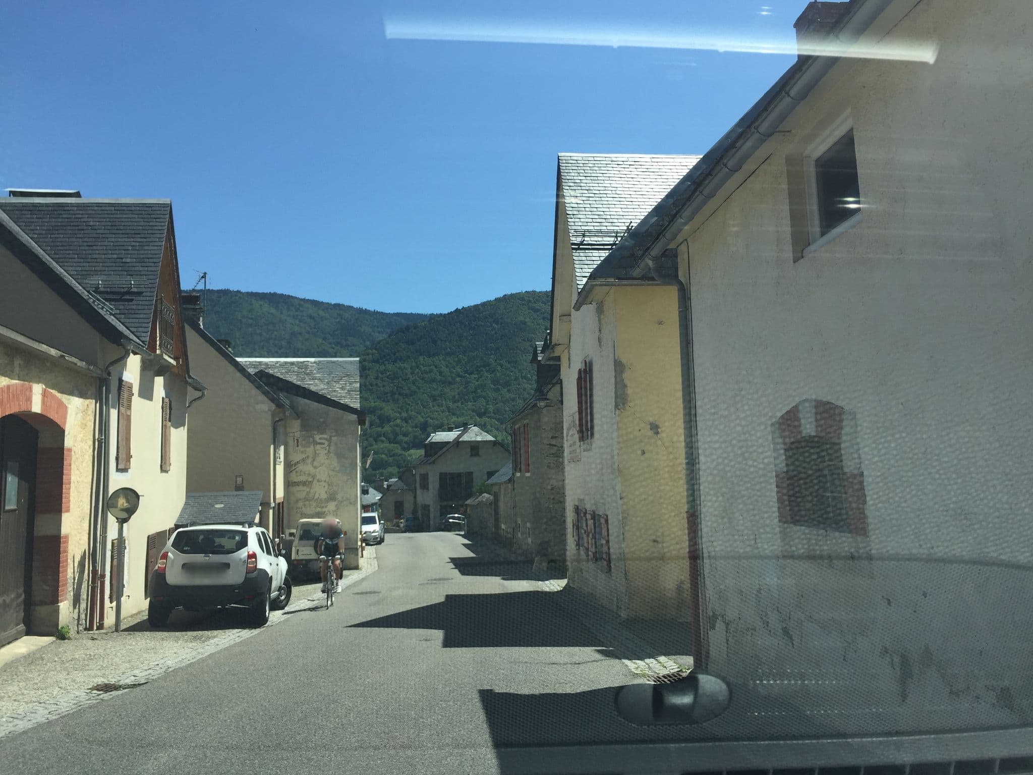 Street view near Centre de Vacances Maison Familiale Château Rolland, Saint-Lary-Soulan — © pgiraud (CC BY-SA · Mapillary)