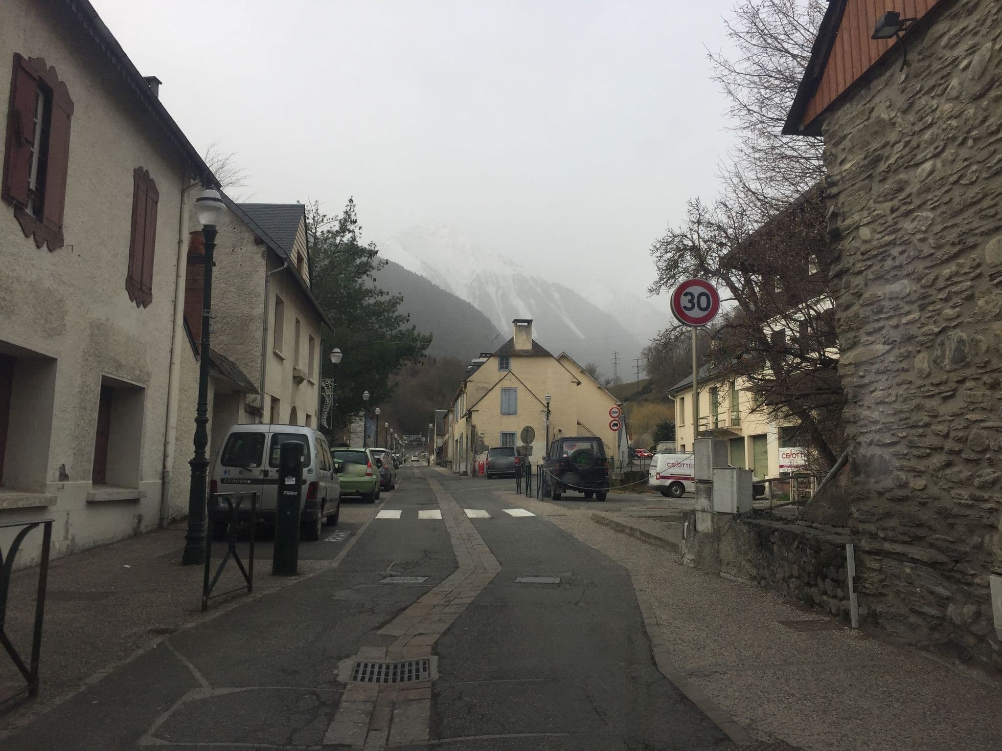 Street view near Gîtes au Chant des Marmites, Saint-Lary-Soulan — © pgiraud (CC BY-SA · Mapillary)