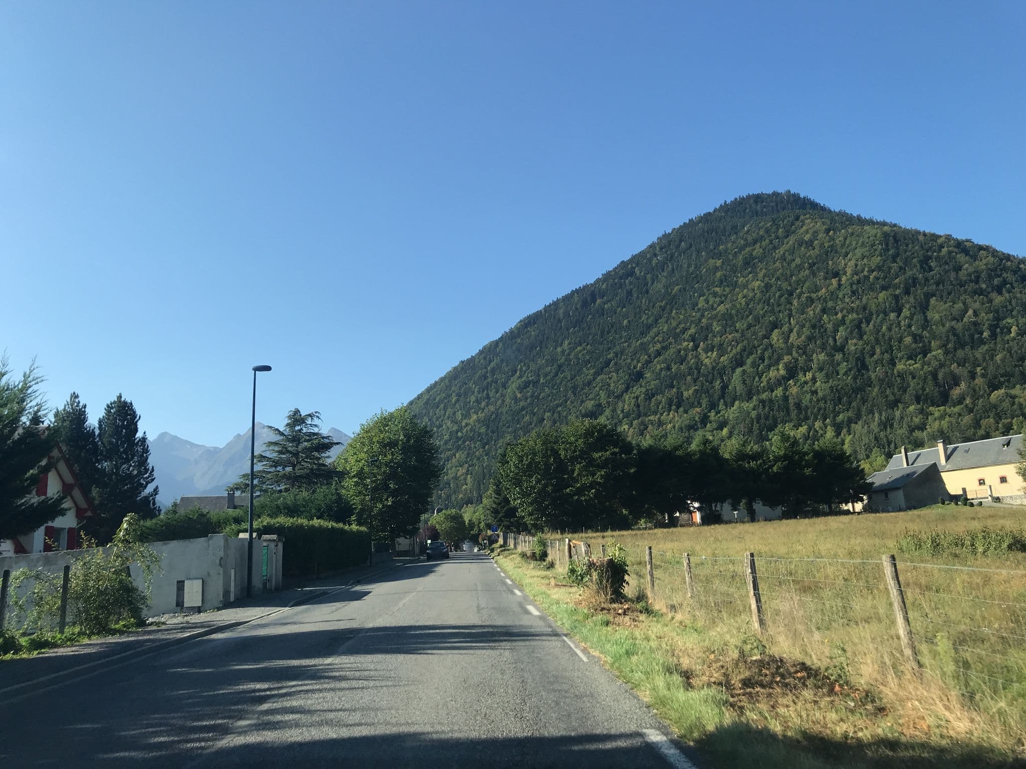 Street view near Les Hélianthèmes, Saint-Lary-Soulan — © pgiraud (CC BY-SA · Mapillary)