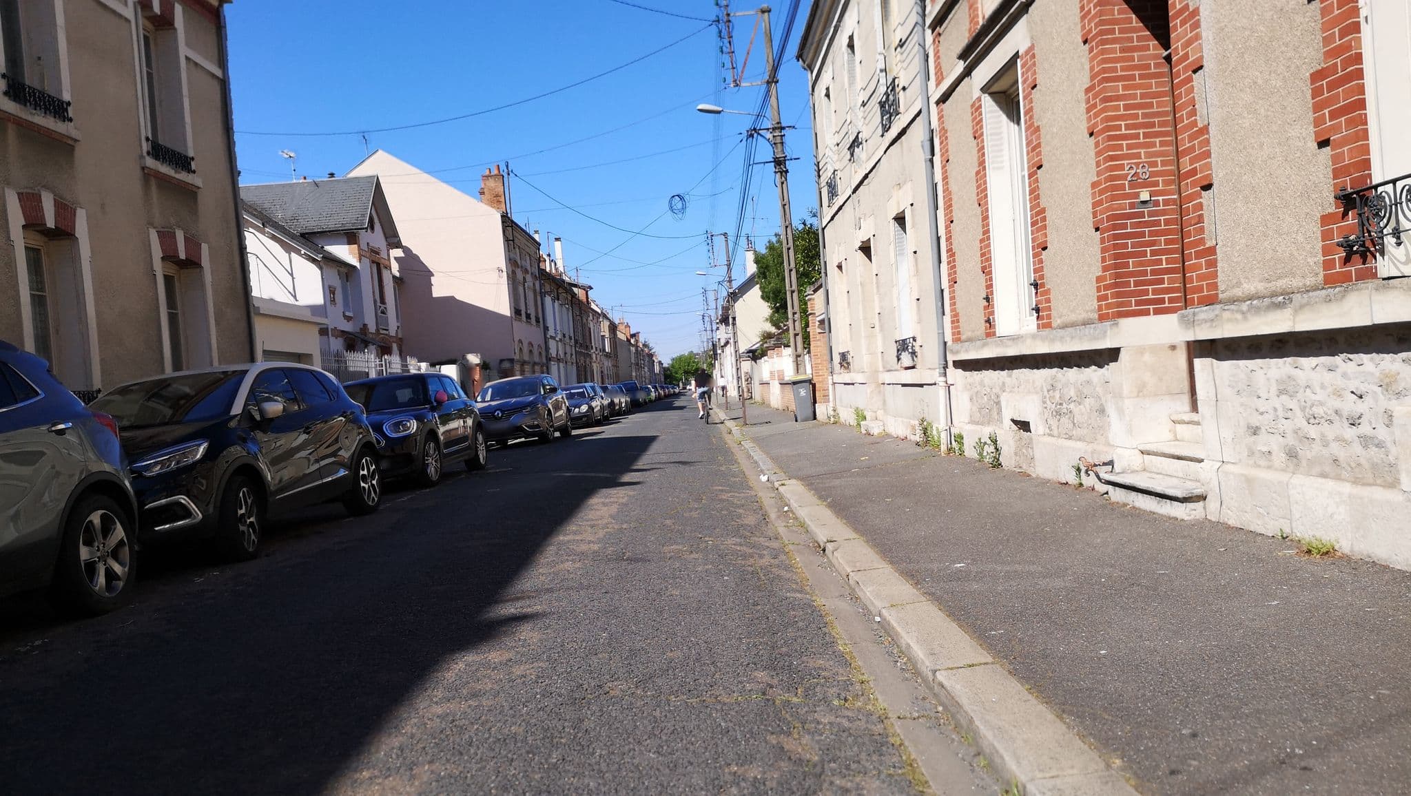 Street view near Maison de charme, Saint-Jean-le-Blanc — © u4y0u (CC BY-SA · Mapillary)