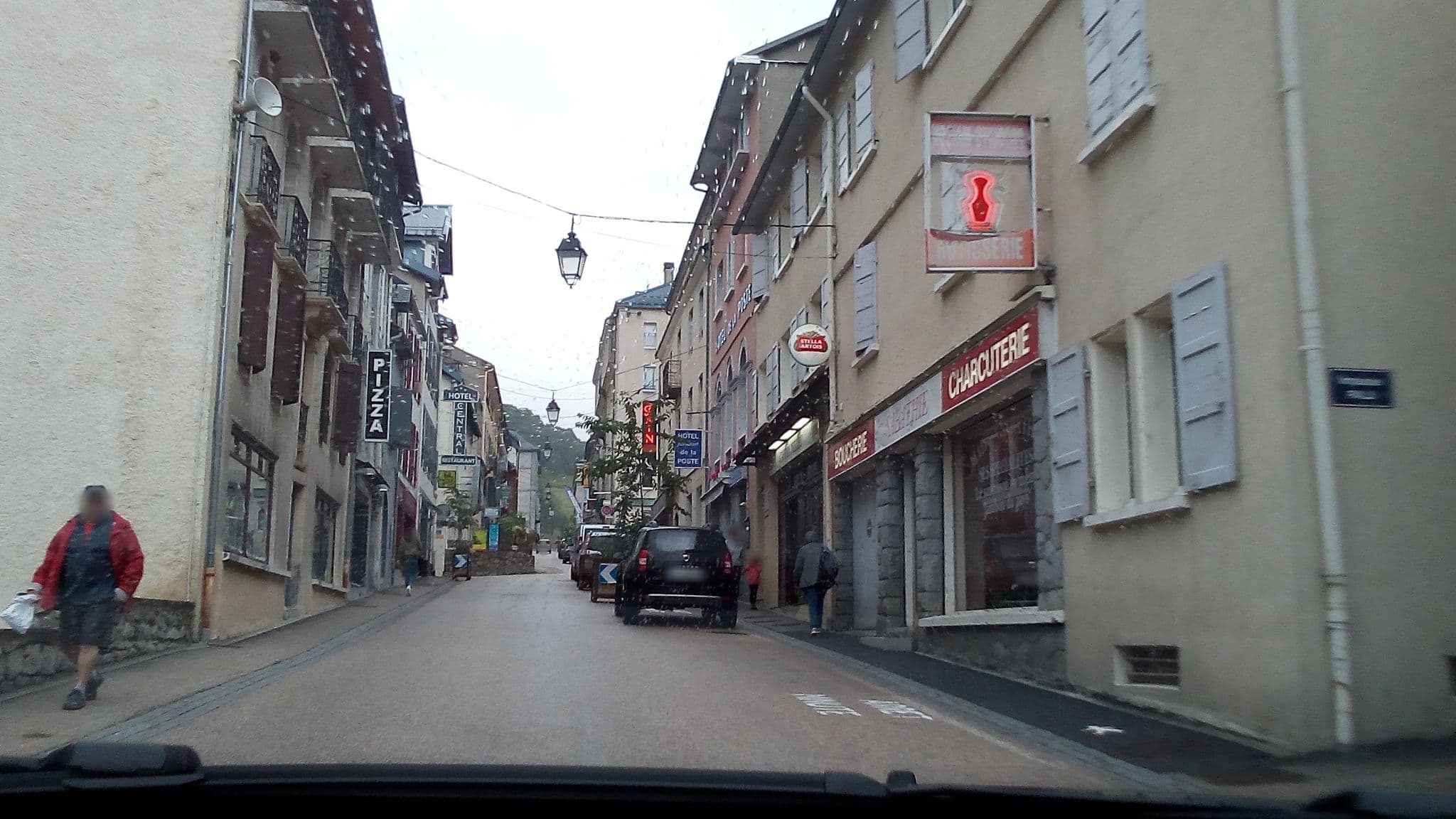 Street view near Les Cailloux, Luz-Saint-Sauveur — © atabaraud (CC BY-SA · Mapillary)