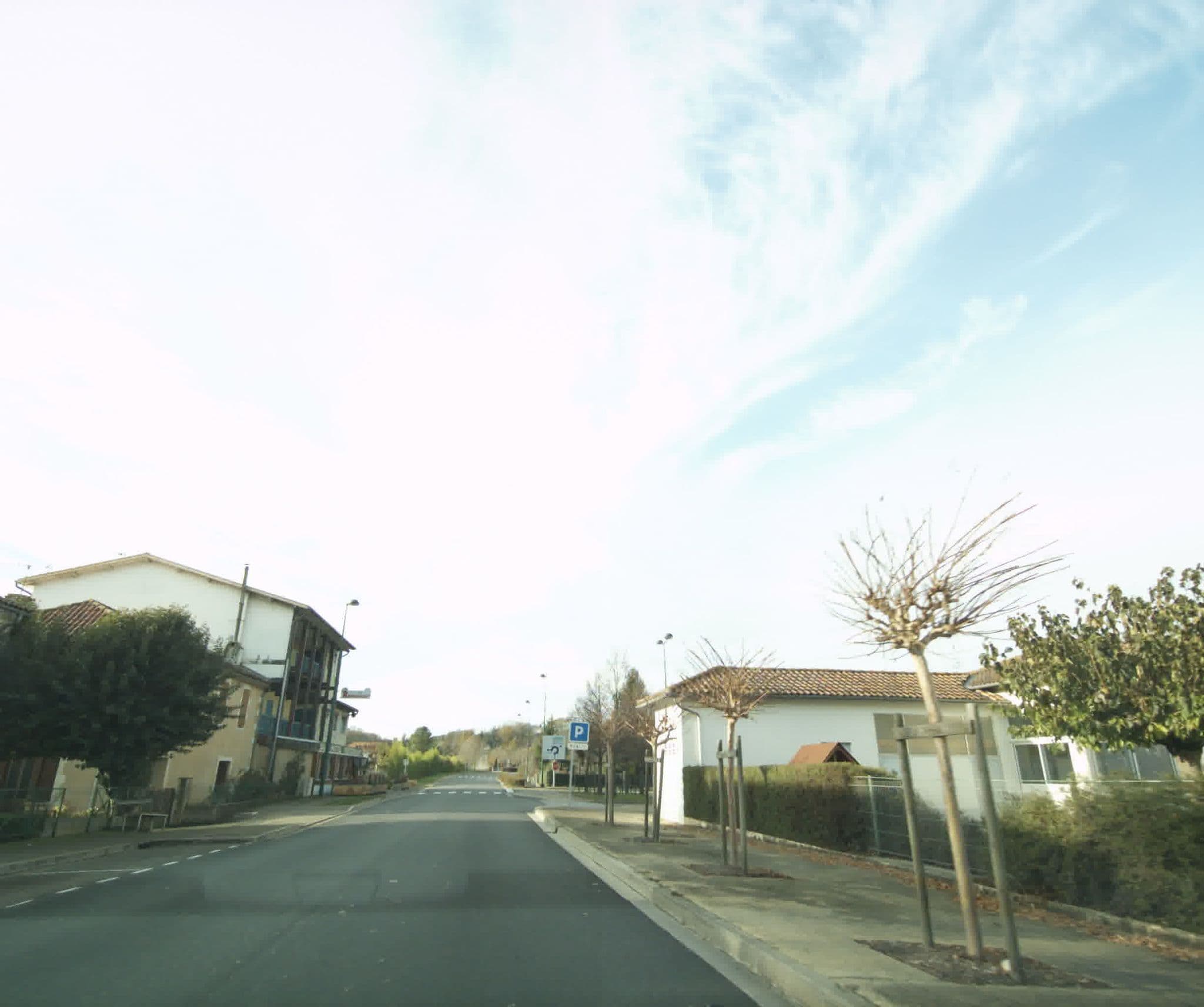 Street view near Restaurant le Chaudron, Vic-Fezensac — © sogefi (CC BY-SA · Mapillary)