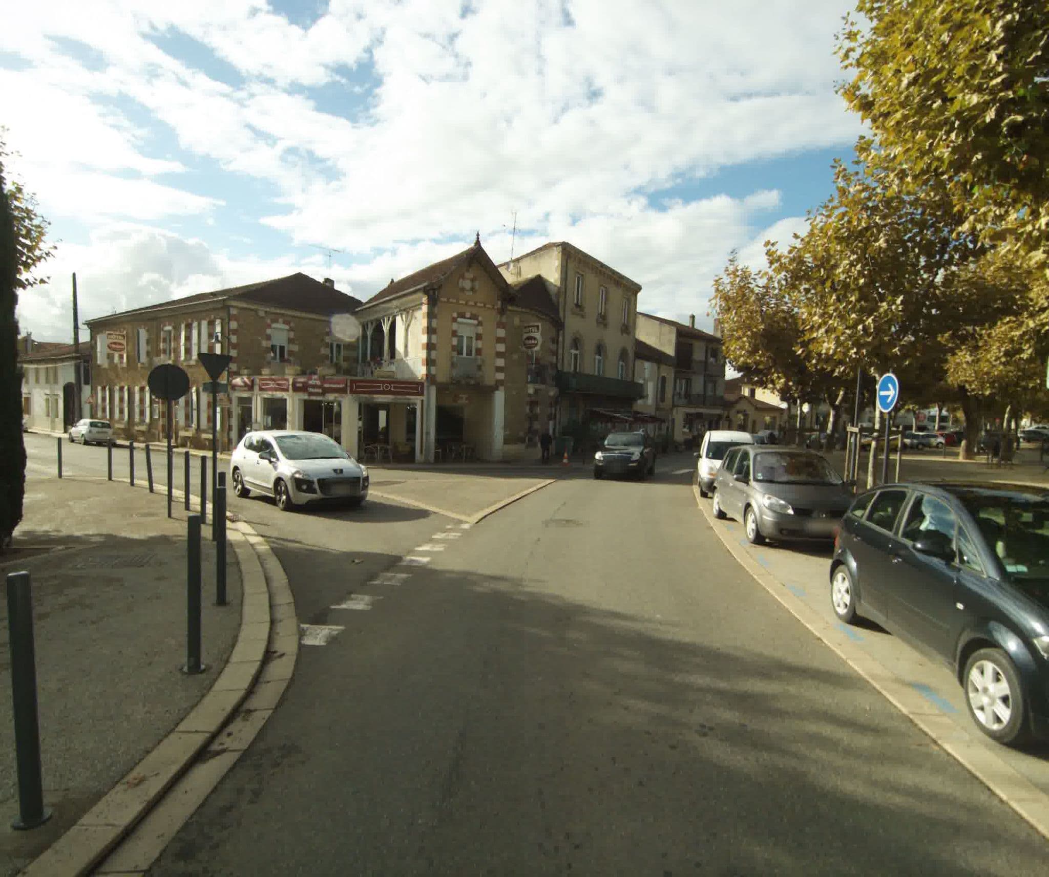 Street view near Triana, Eauze — © sogefi (CC BY-SA · Mapillary)