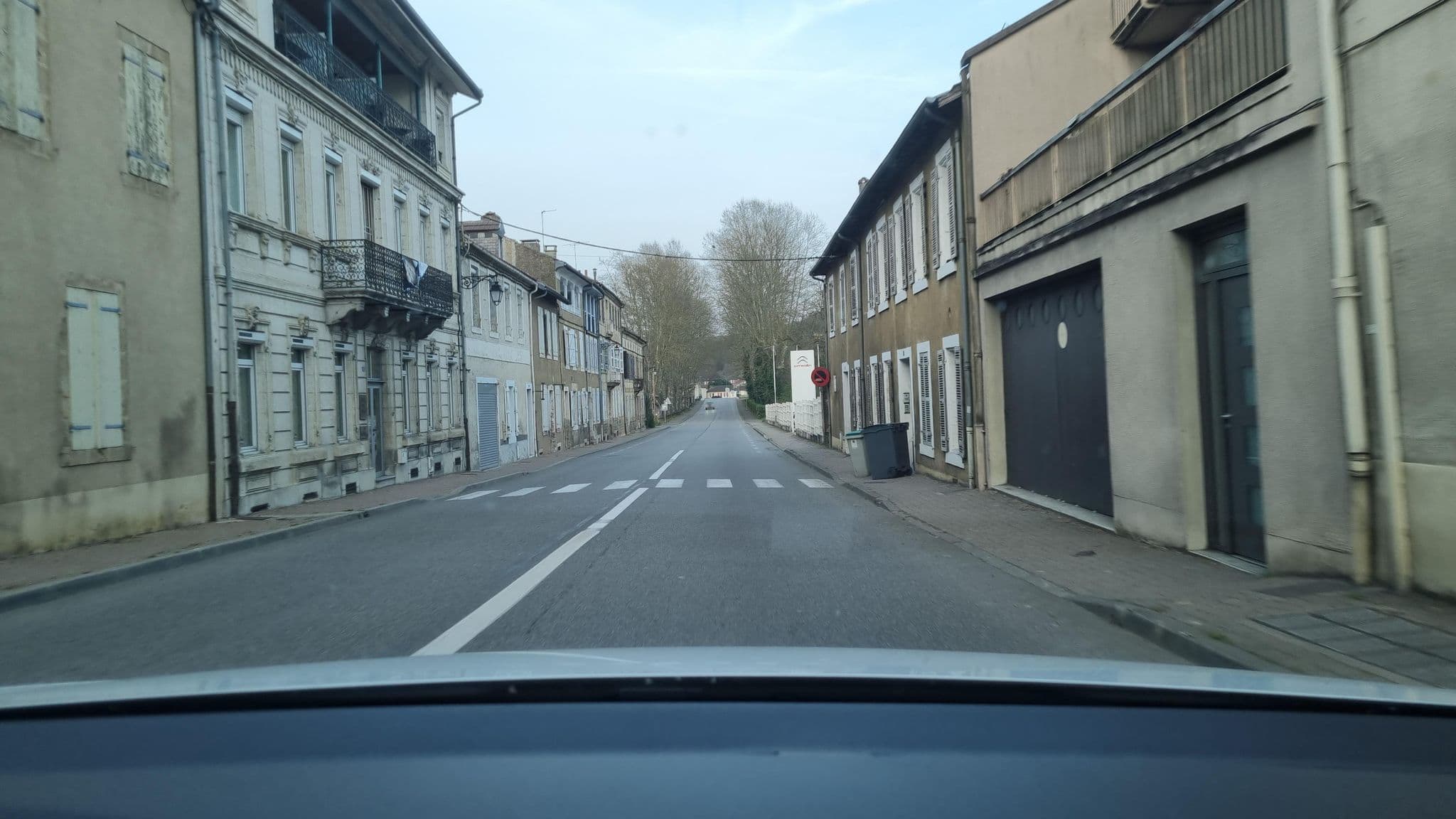 Street view near hotel du prince, Mirande — © Mabjo (CC BY-SA · Mapillary)