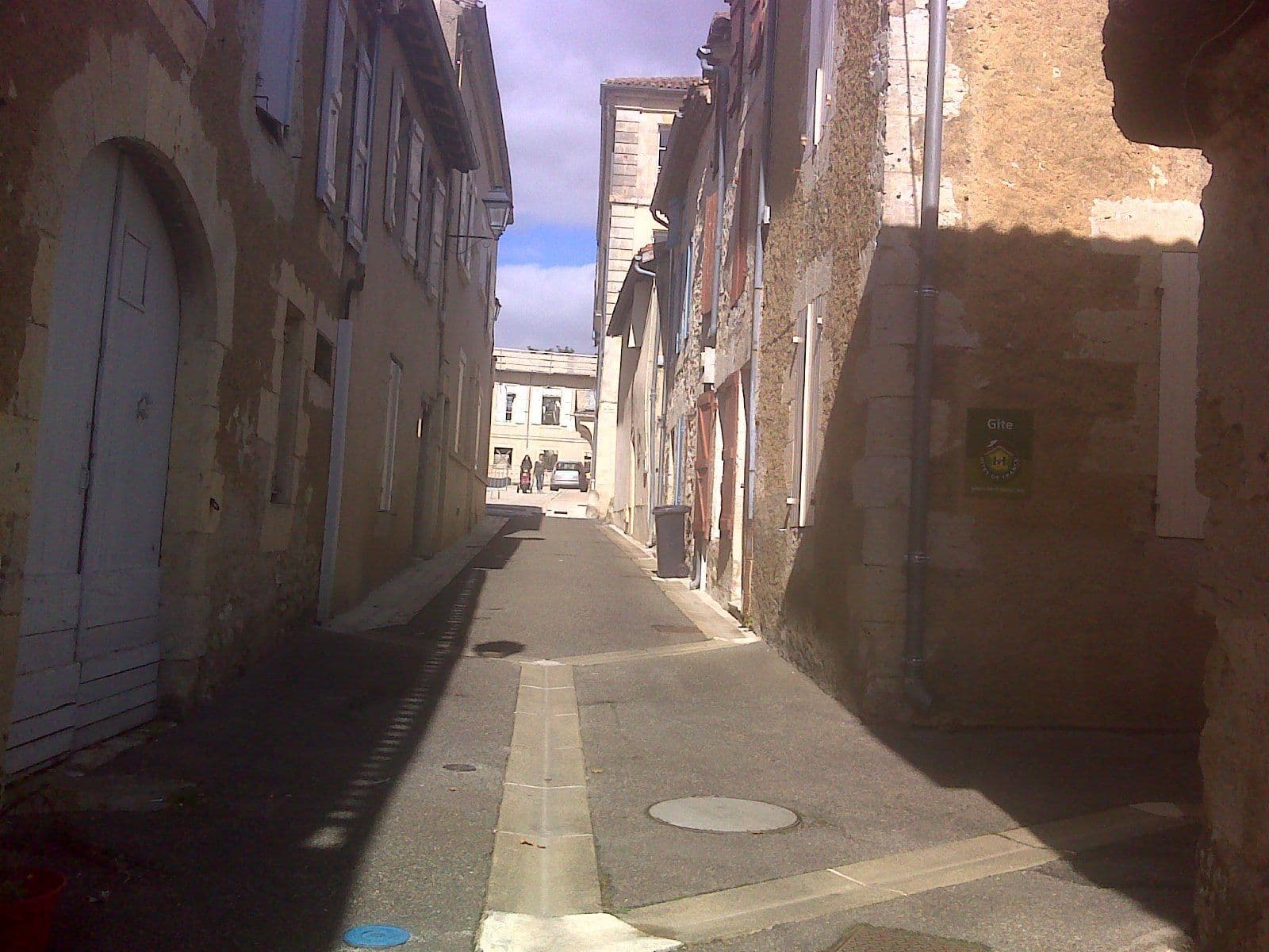 Street view near Gite des remparts à Lectoure, Lectoure — © bernardvoyageur (CC BY-SA · Mapillary)