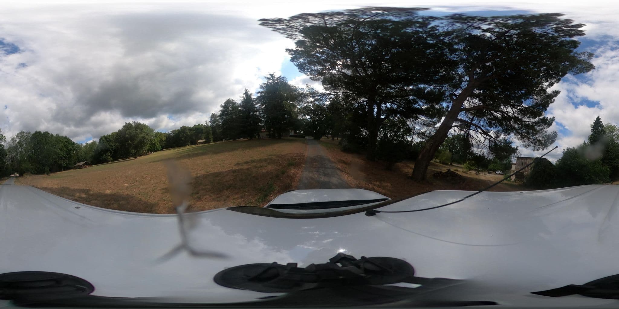 Street view near La Mirande, Mézin — © lmuffato (CC BY-SA · Mapillary)