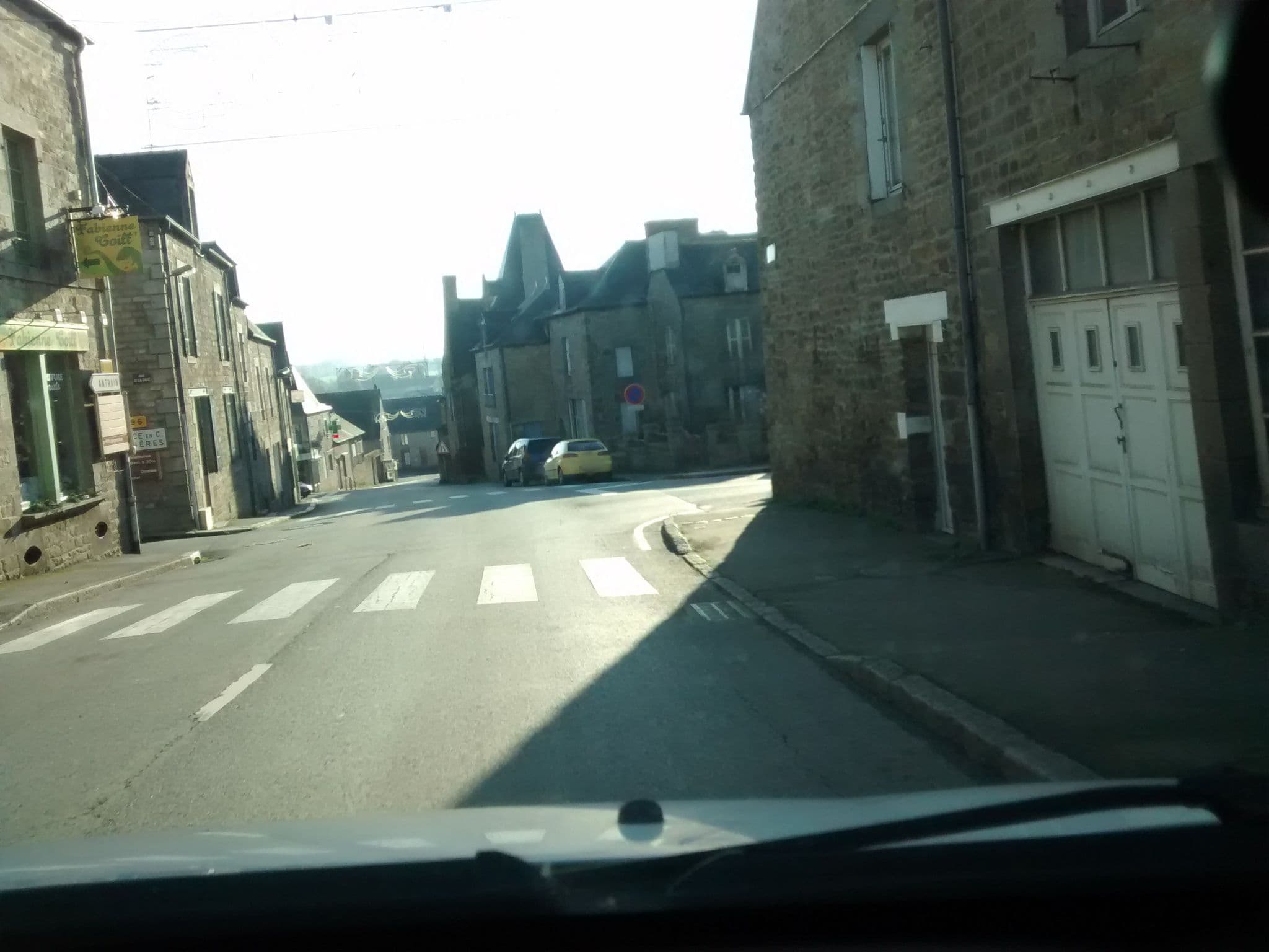 Street view near Ô Jardin Sakura, Tremblay — © mgageo (CC BY-SA · Mapillary)