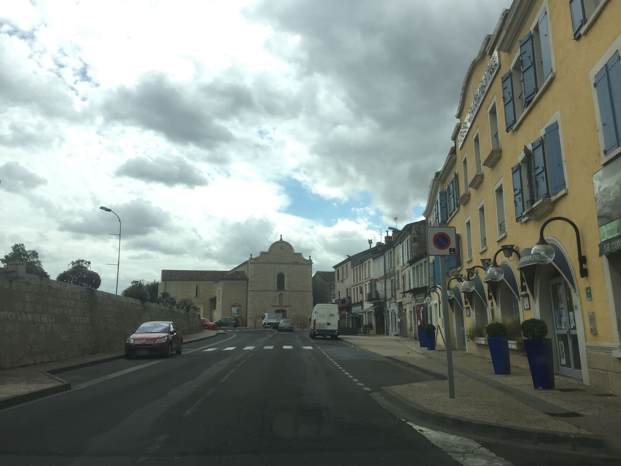 Street view near Continental, Condom — © pgiraud (CC BY-SA · Mapillary)