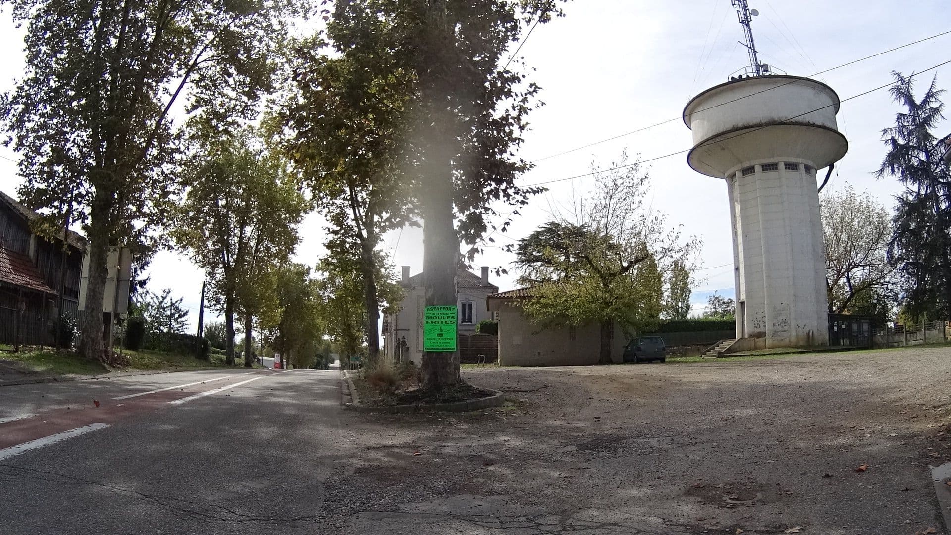 Street view near Centre de Loisirs et d'Education Populaire, Astaffort — © philamos (CC BY-SA · Mapillary)