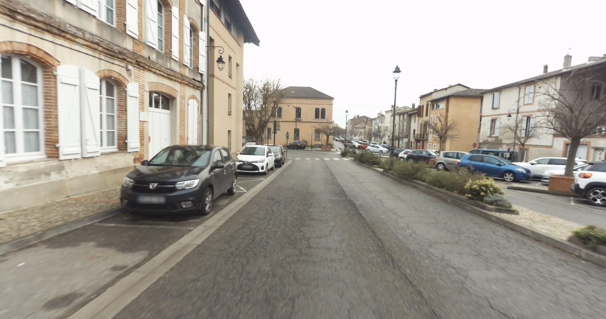Street view near Communauté Marie Mère de l'Eglise, Moissac — © sogefi (CC BY-SA · Mapillary)