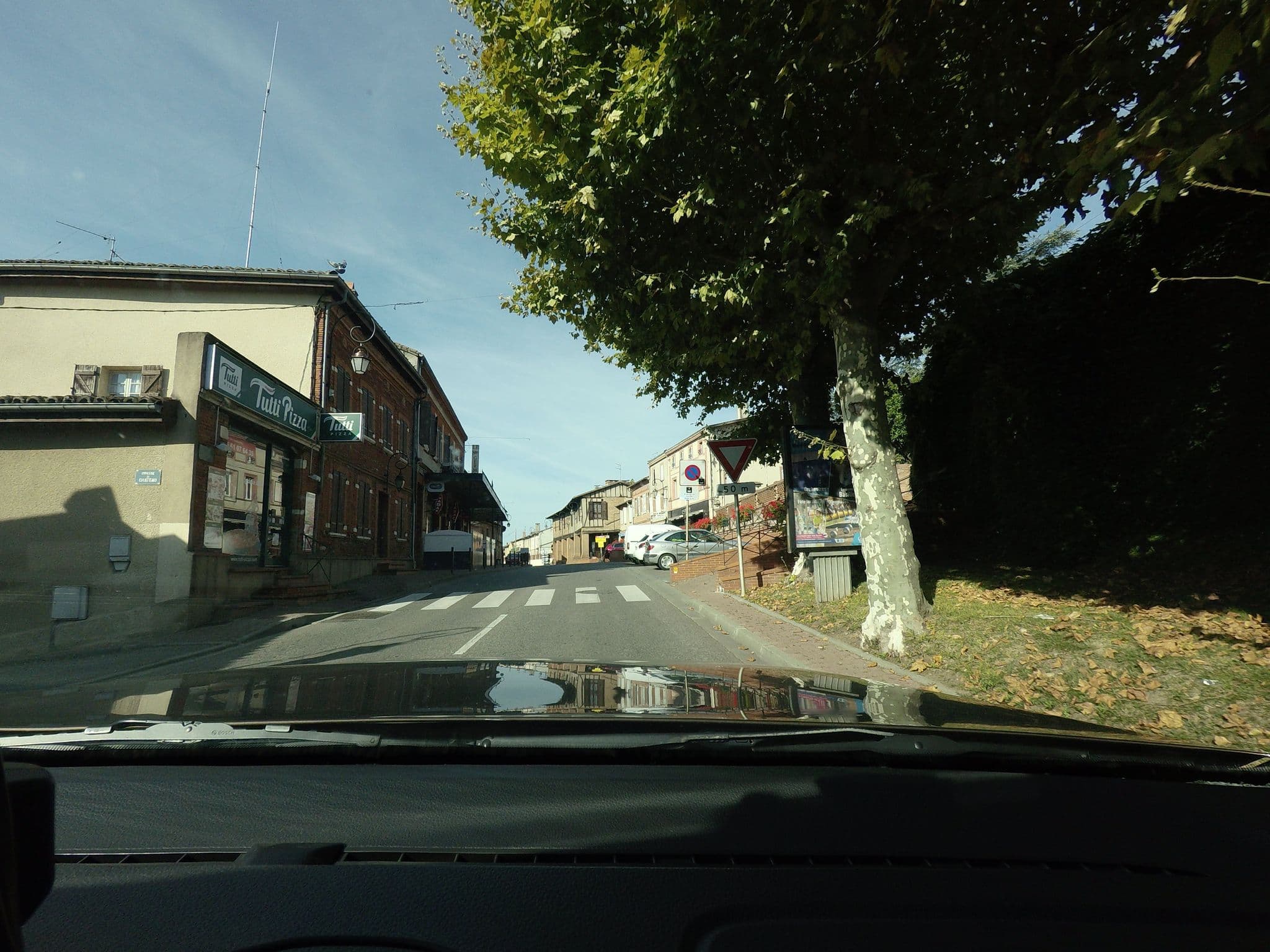 Street view near Bob, Pibrac — © hieronymousch (CC BY-SA · Mapillary)