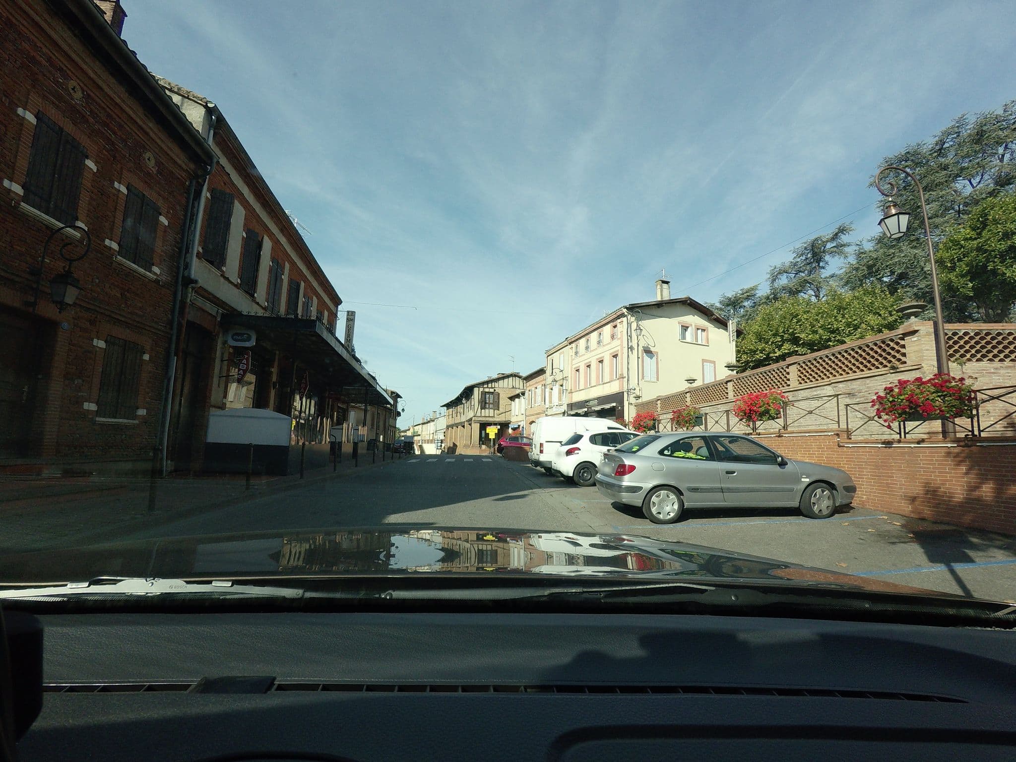 Street view near Hôtel Sainte Germaine, Pibrac — © hieronymousch (CC BY-SA · Mapillary)