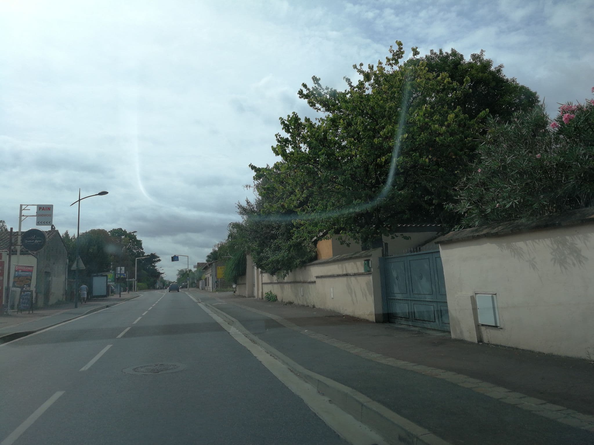 Street view near Villa Des Violettes, Aucamville — © quentin_s33 (CC BY-SA · Mapillary)