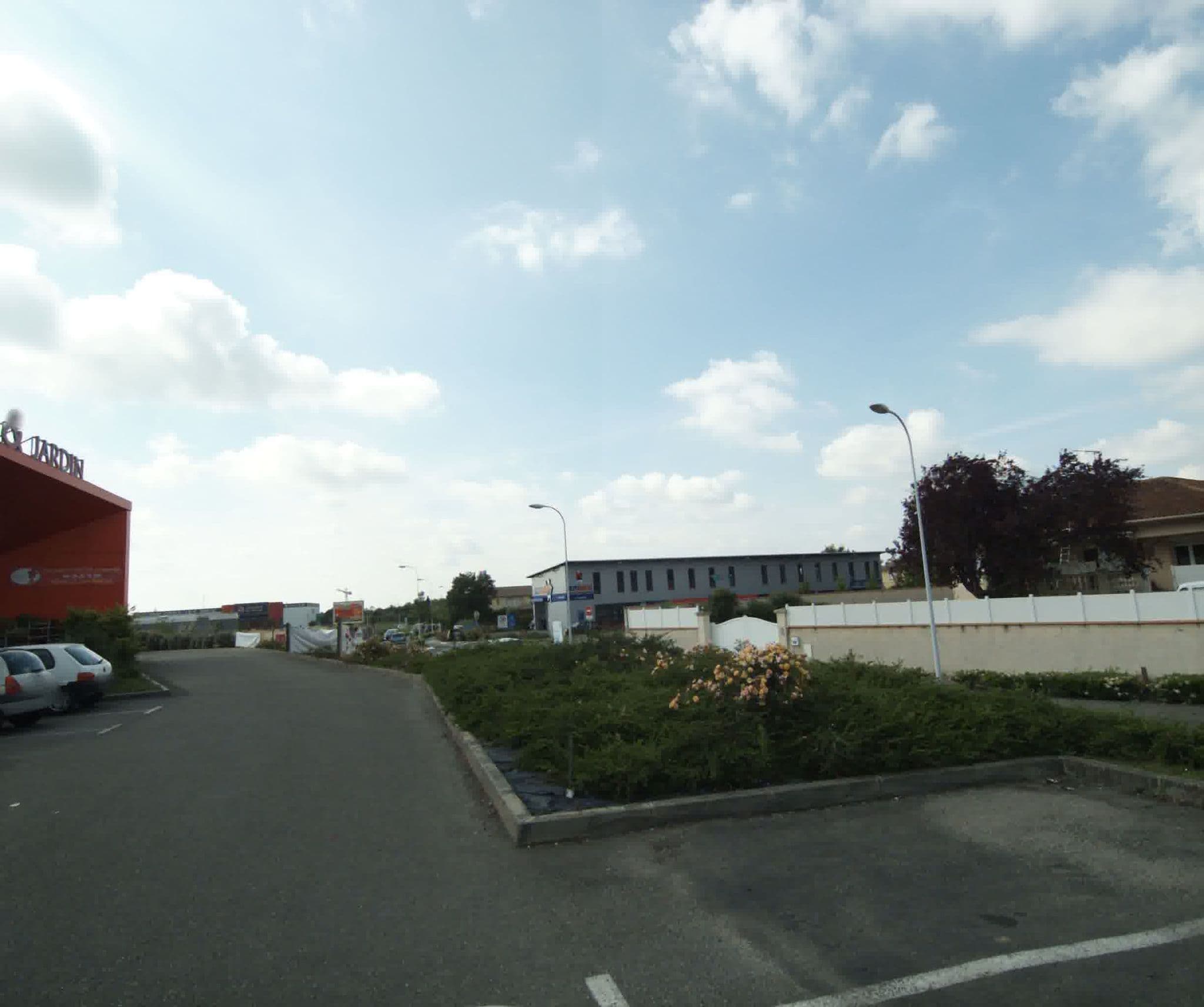 Street view near Megazone Laser Games Montauban, Montauban — © sogefi (CC BY-SA · Mapillary)