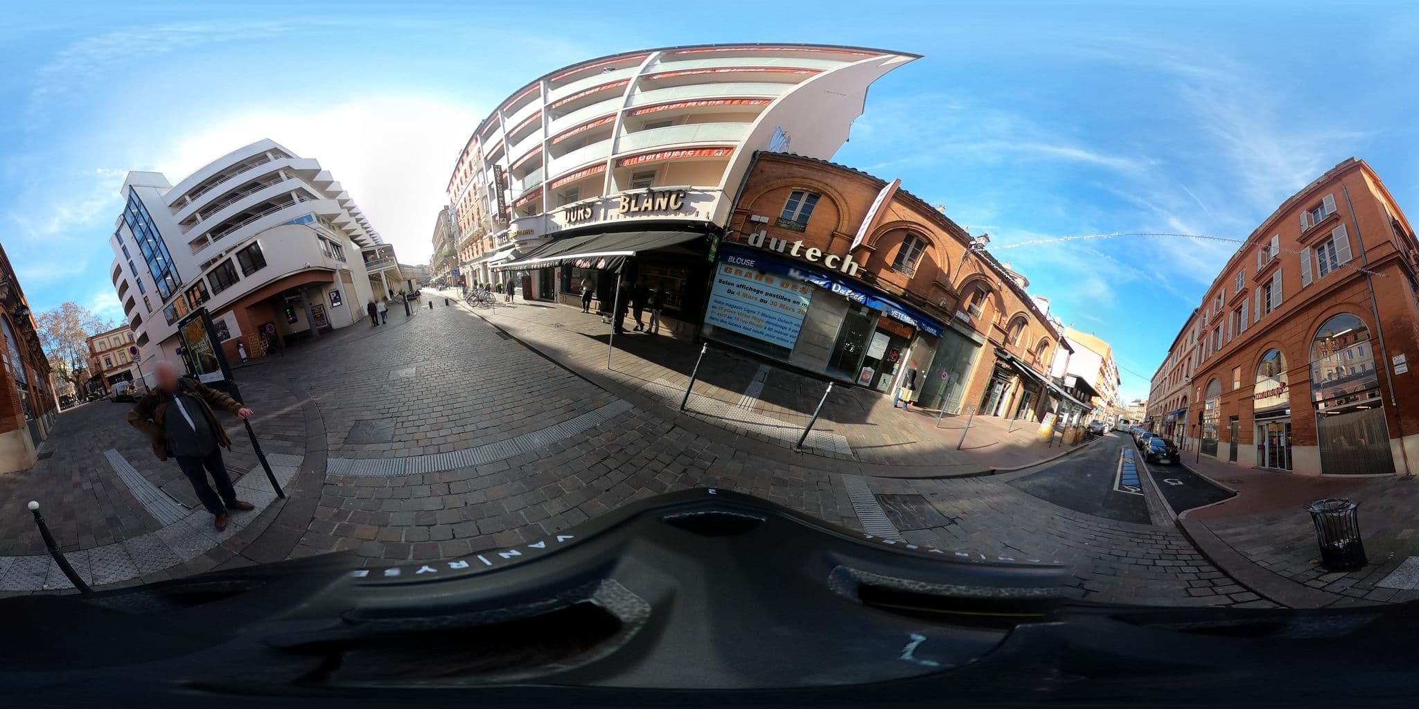 Street view near Hôtel Ours Blanc Toulouse Centre, Toulouse — © alixun (CC BY-SA · Mapillary)