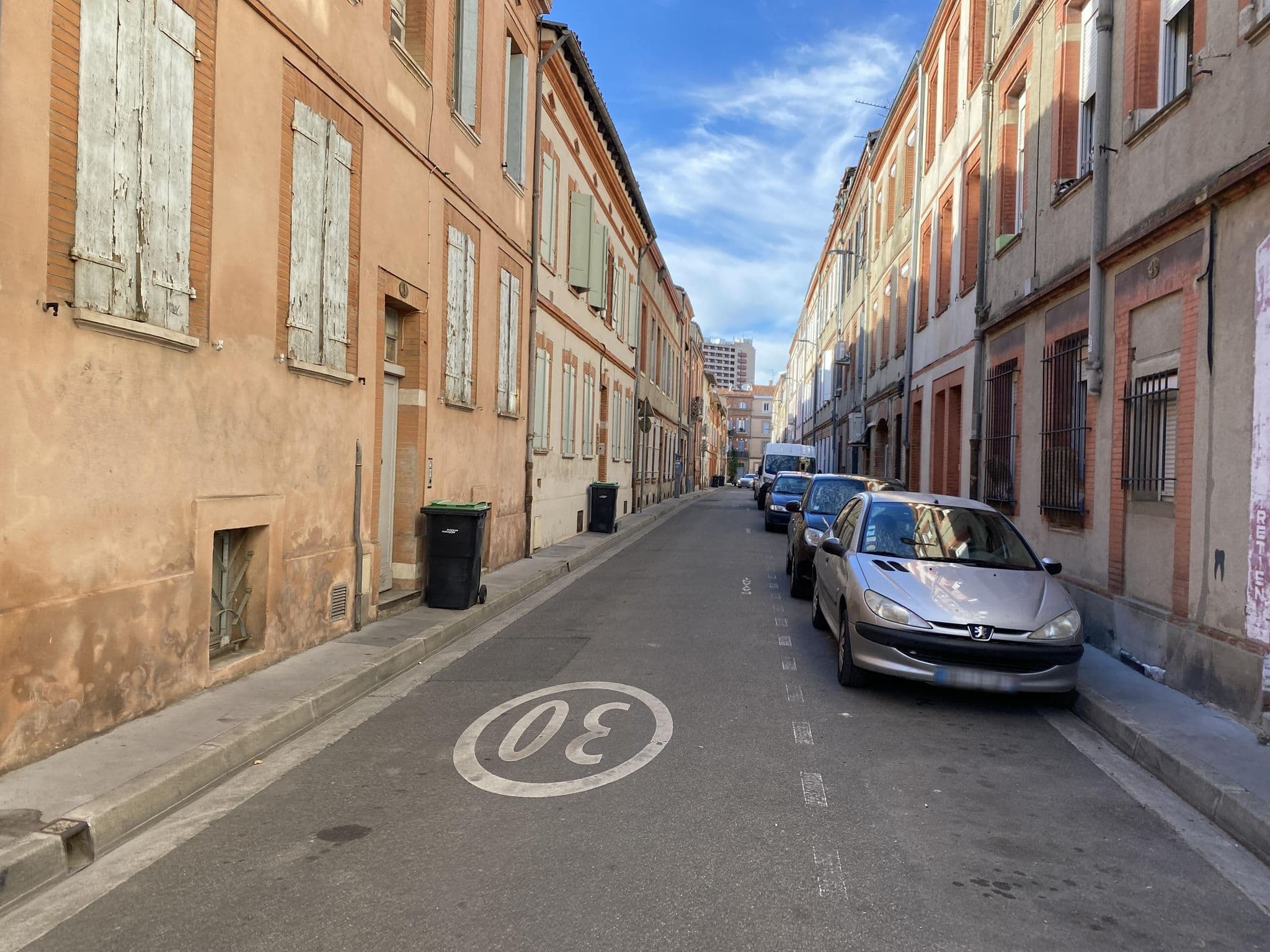 Street view near Hôtel du Pays d'Oc, Toulouse — © CGCooke (CC BY-SA · Mapillary)