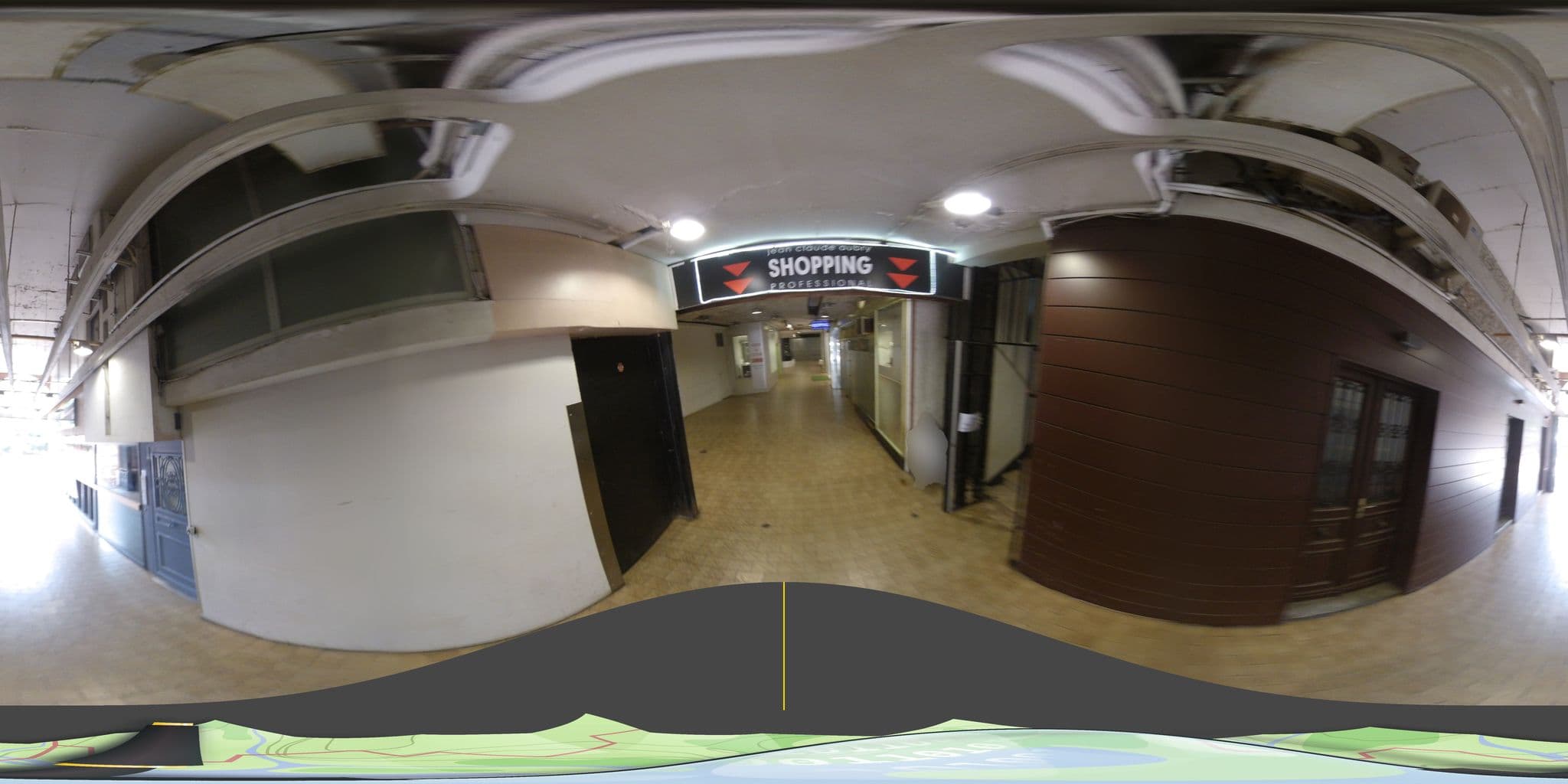 Street view near Holiday Inn, Toulouse — © tyndare (CC BY-SA · Mapillary)
