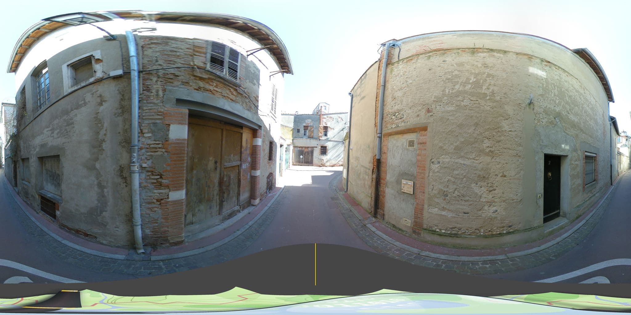 Street view near Clos Du Salin, Toulouse — © tyndare (CC BY-SA · Mapillary)
