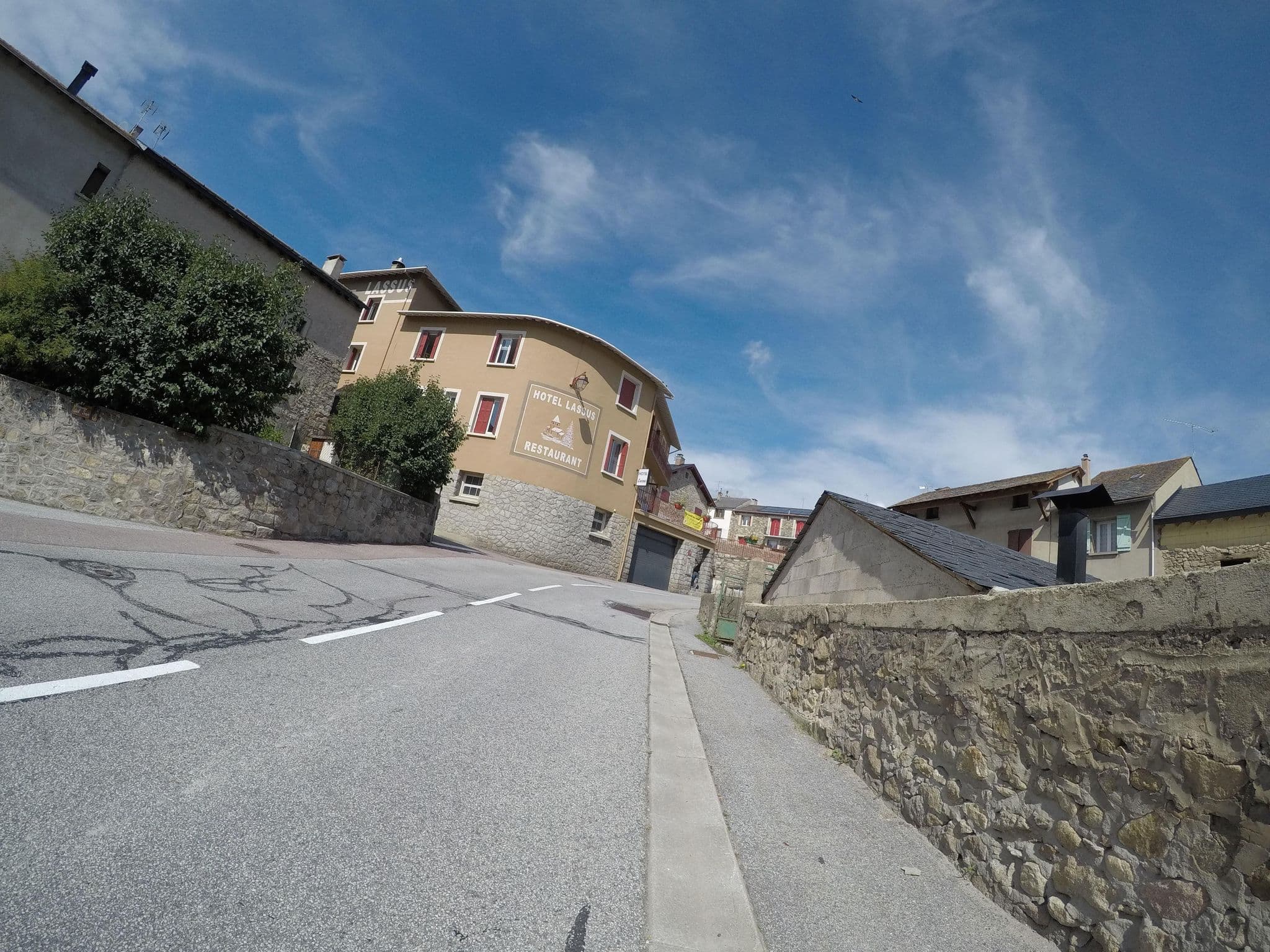 Street view near Chalet Lodge des Sens, Font-Romeu-Odeillo-Via — © ray66 (CC BY-SA · Mapillary)