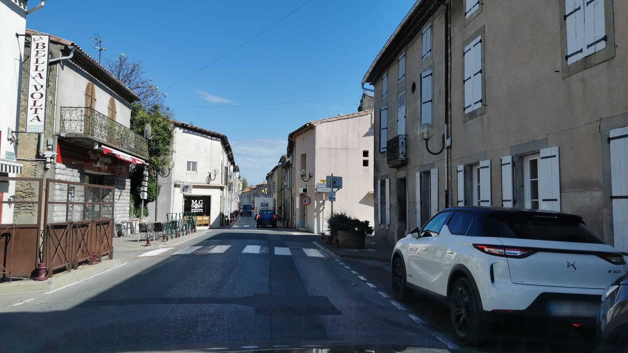 Street view near La Chasse au Bonheur, Rieux-Minervois — © percherie (CC BY-SA · Mapillary)